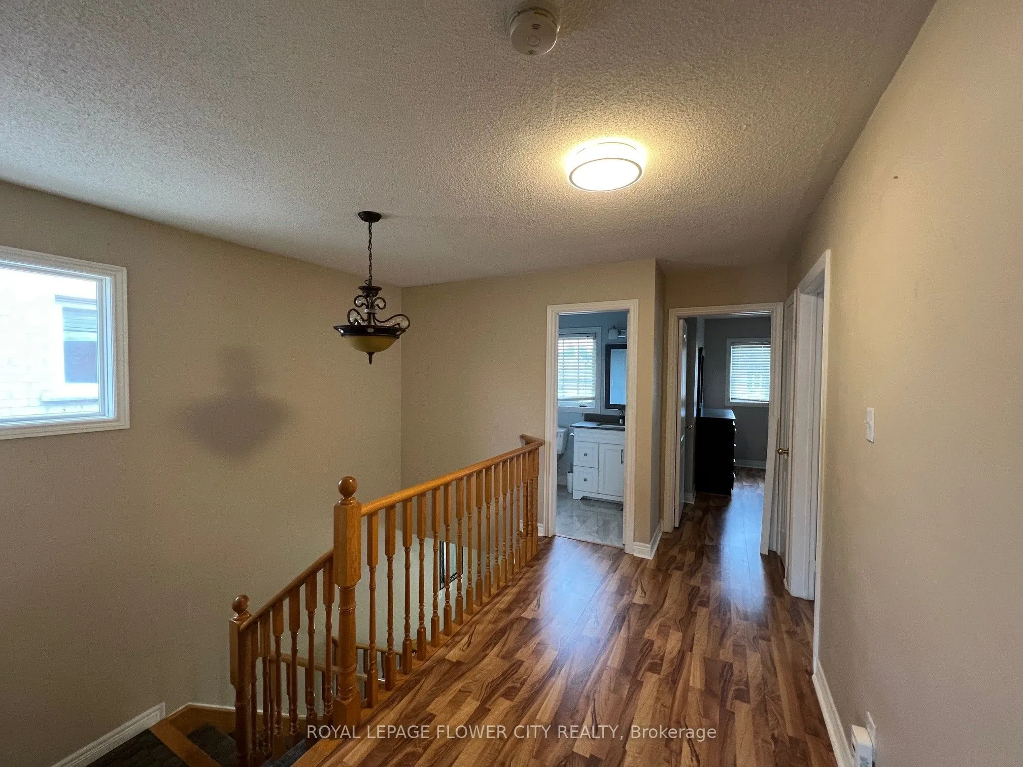 7279 Village Walk