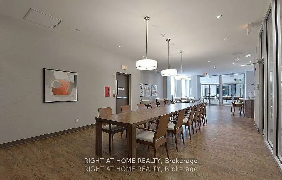 2230 Lakeshore Boulevard W, #2701