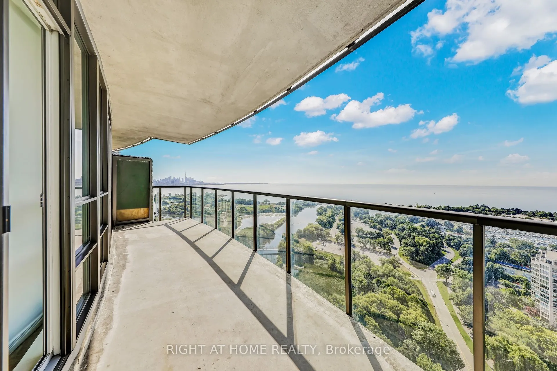 2230 Lakeshore Boulevard W, #2701