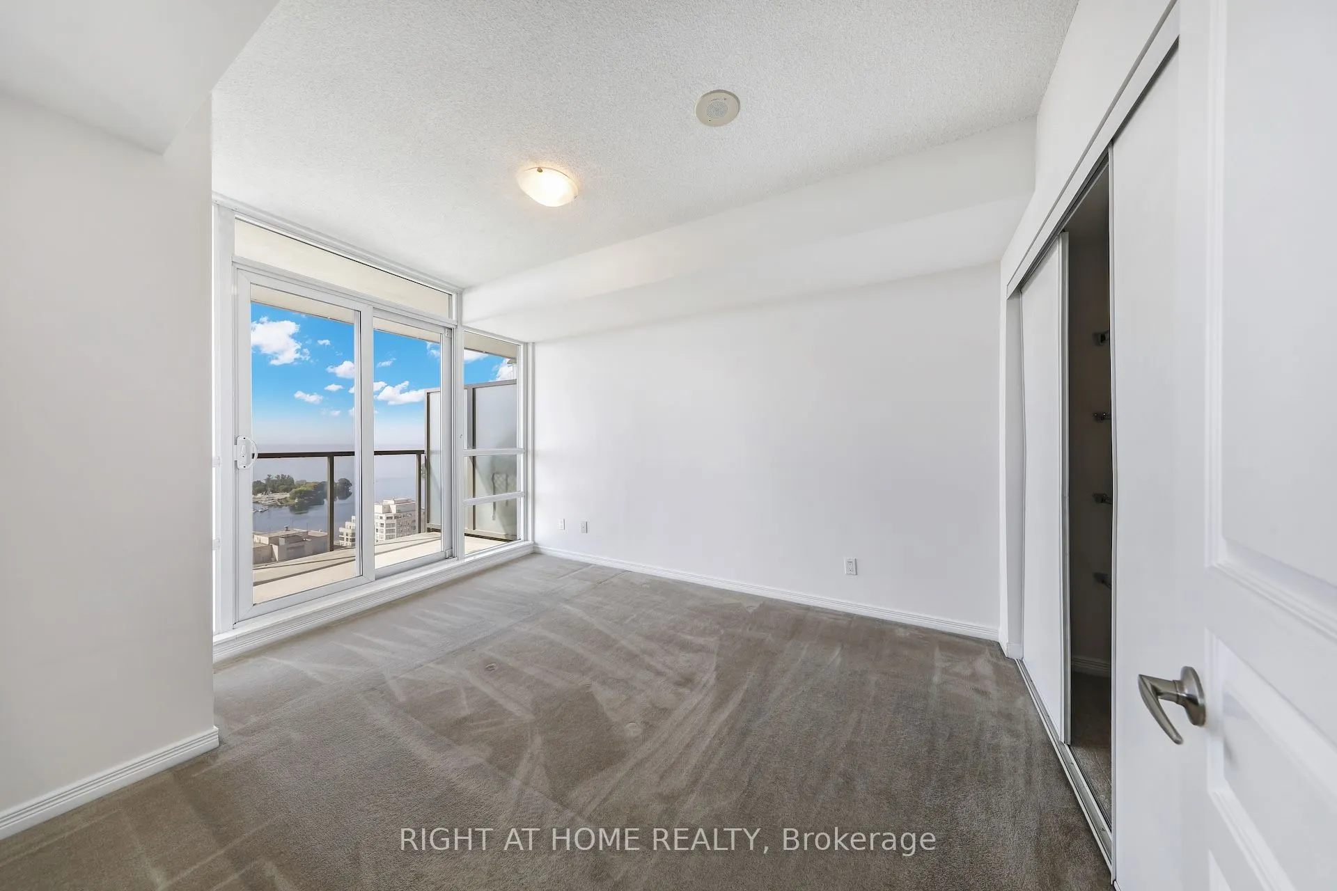 2230 Lakeshore Boulevard W, #2701
