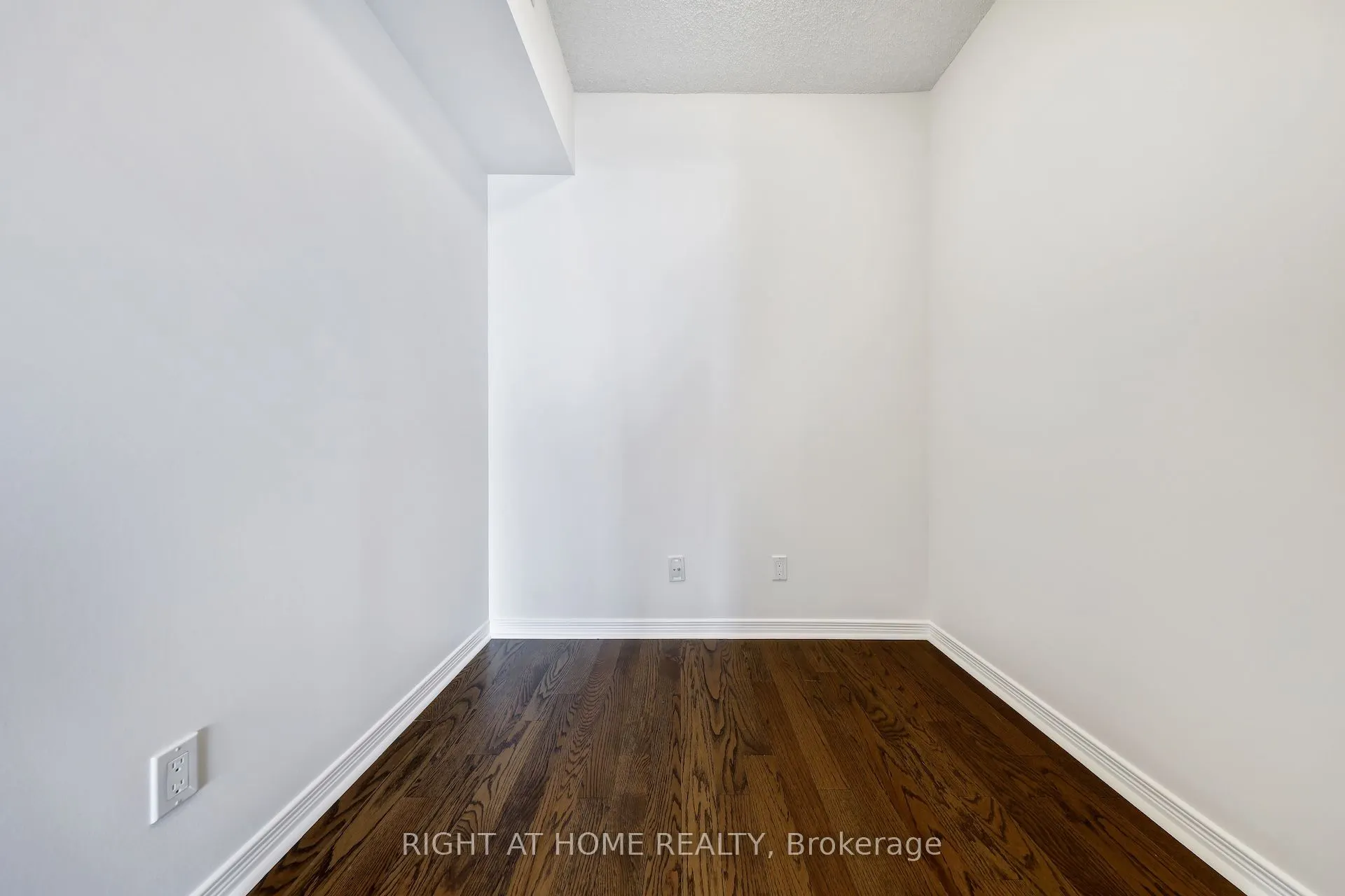 2230 Lakeshore Boulevard W, #2701