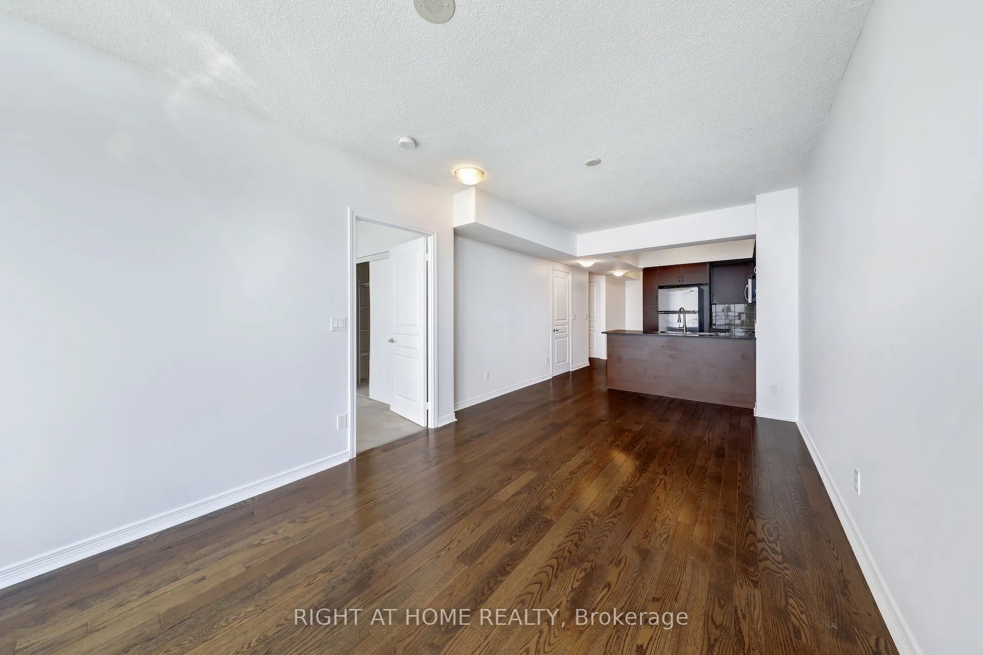 2230 Lakeshore Boulevard W, #2701