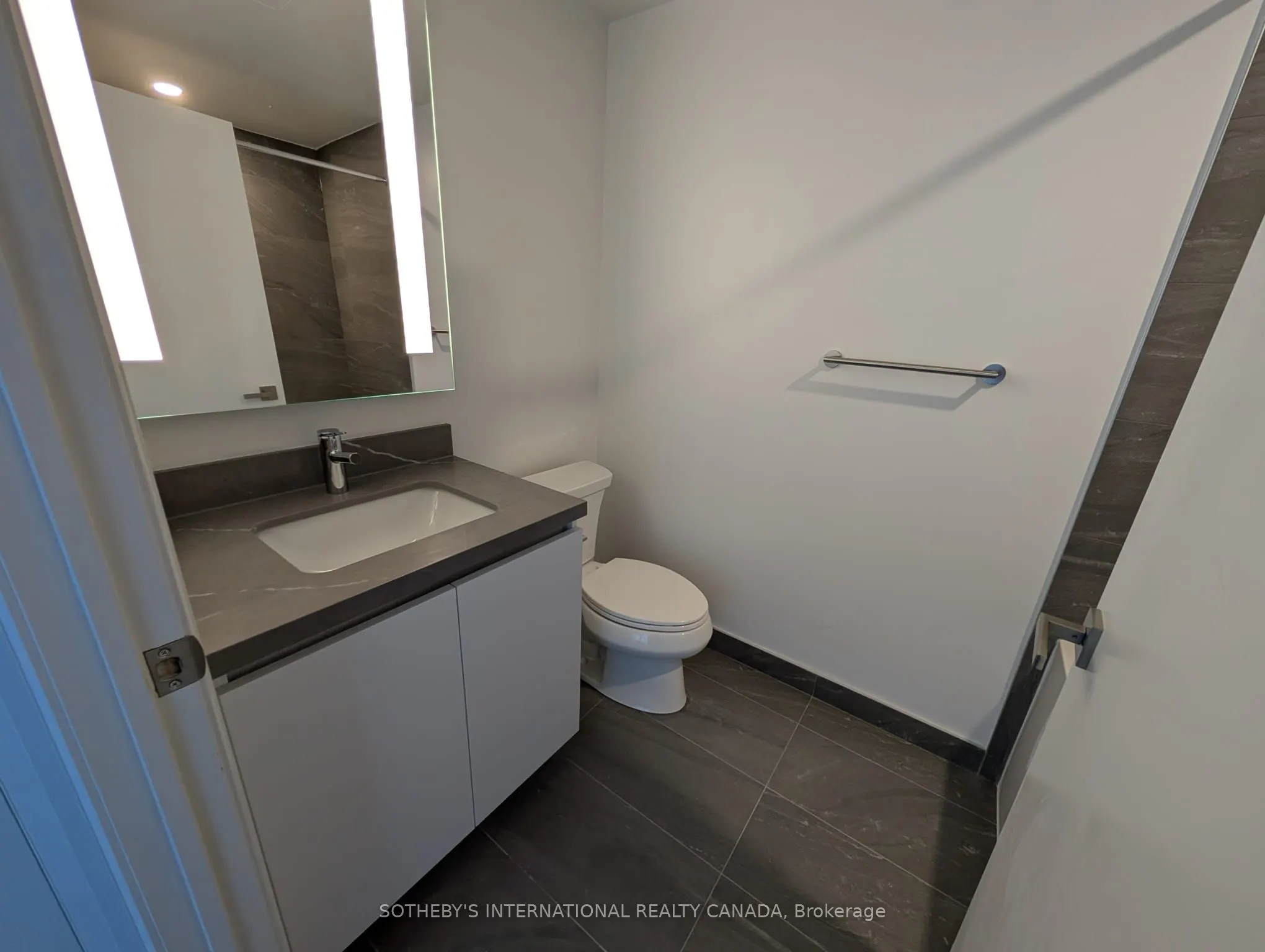 4015 The Exchange, #1103
