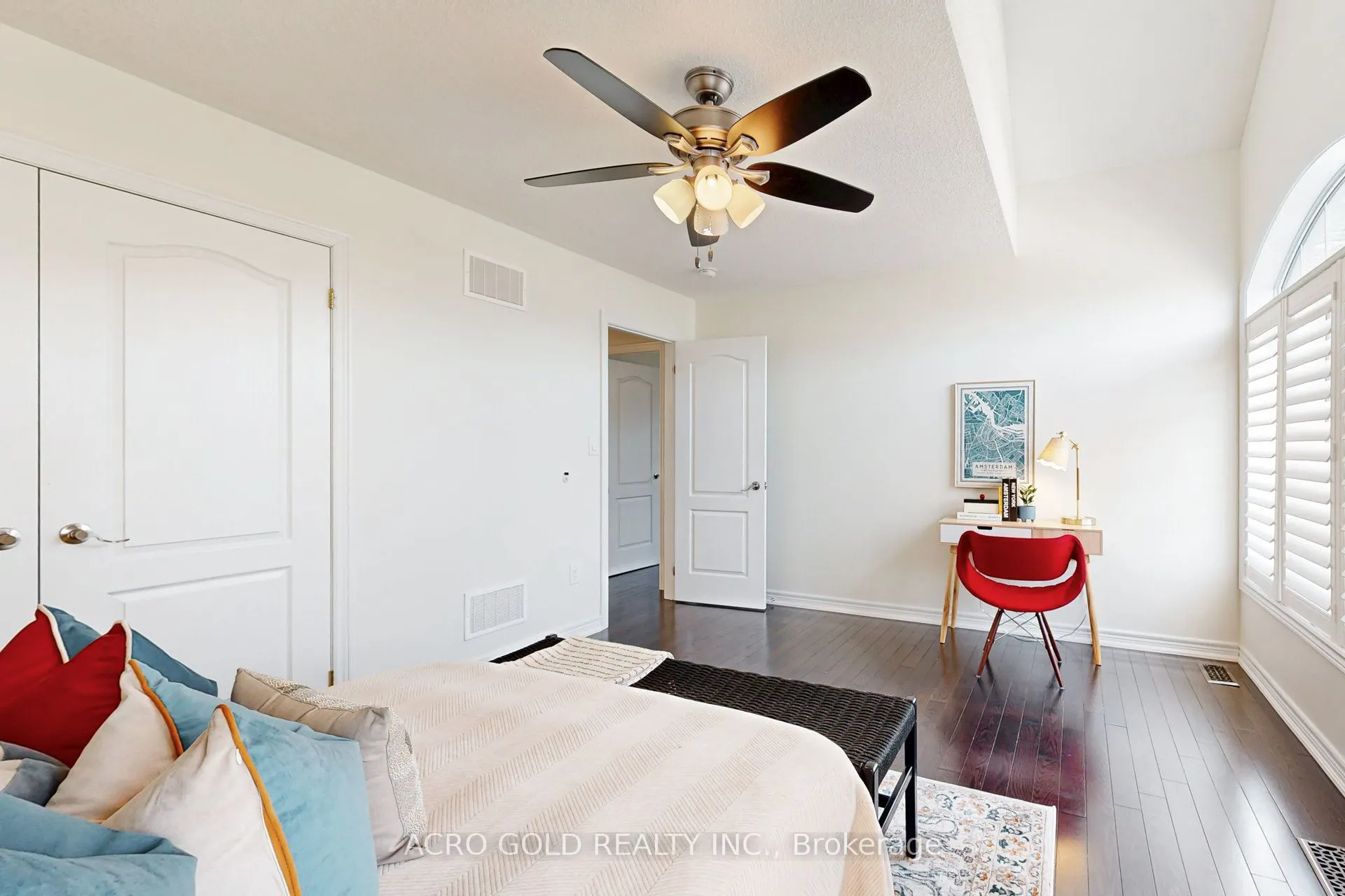 4681 Ray Lane