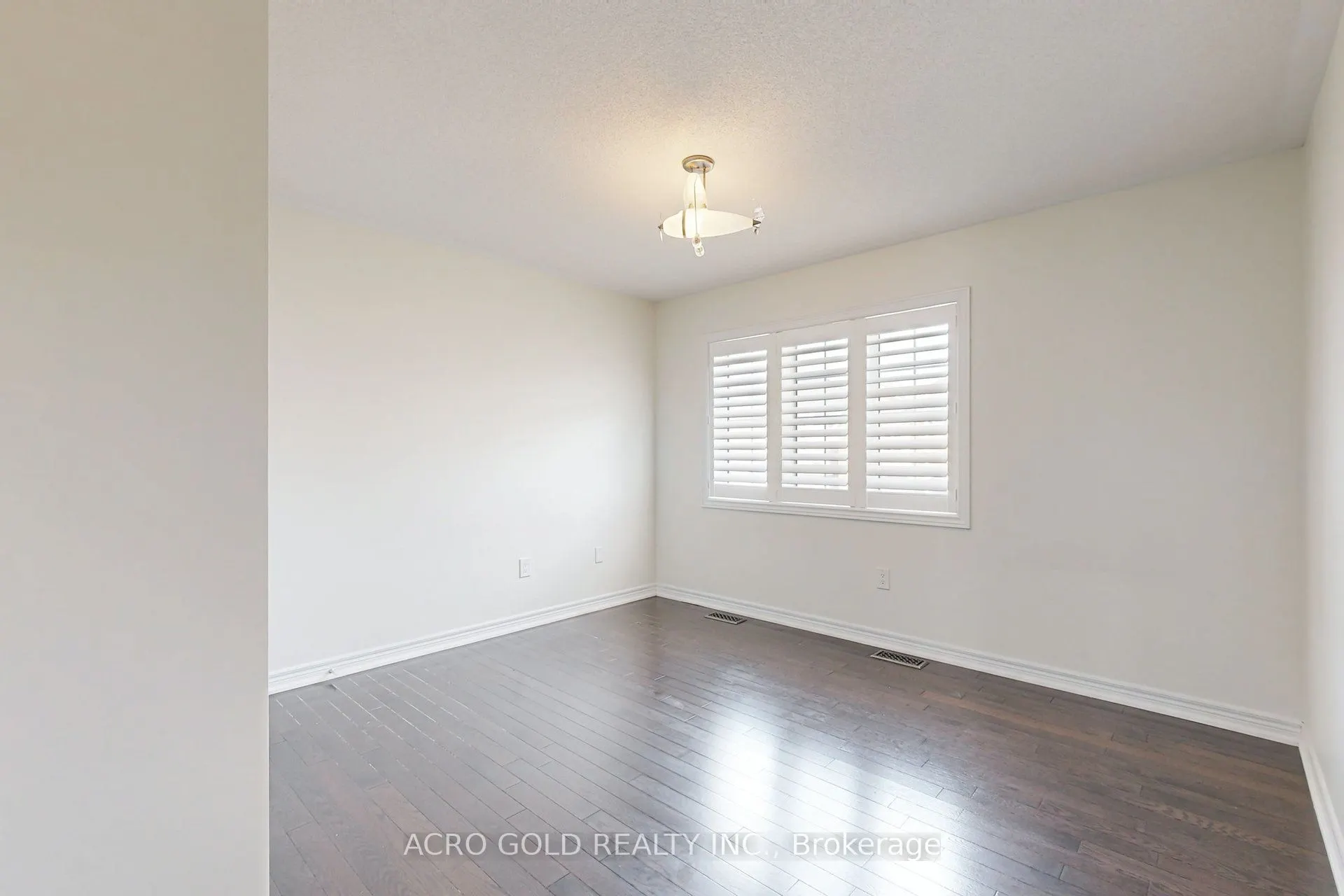 4681 Ray Lane