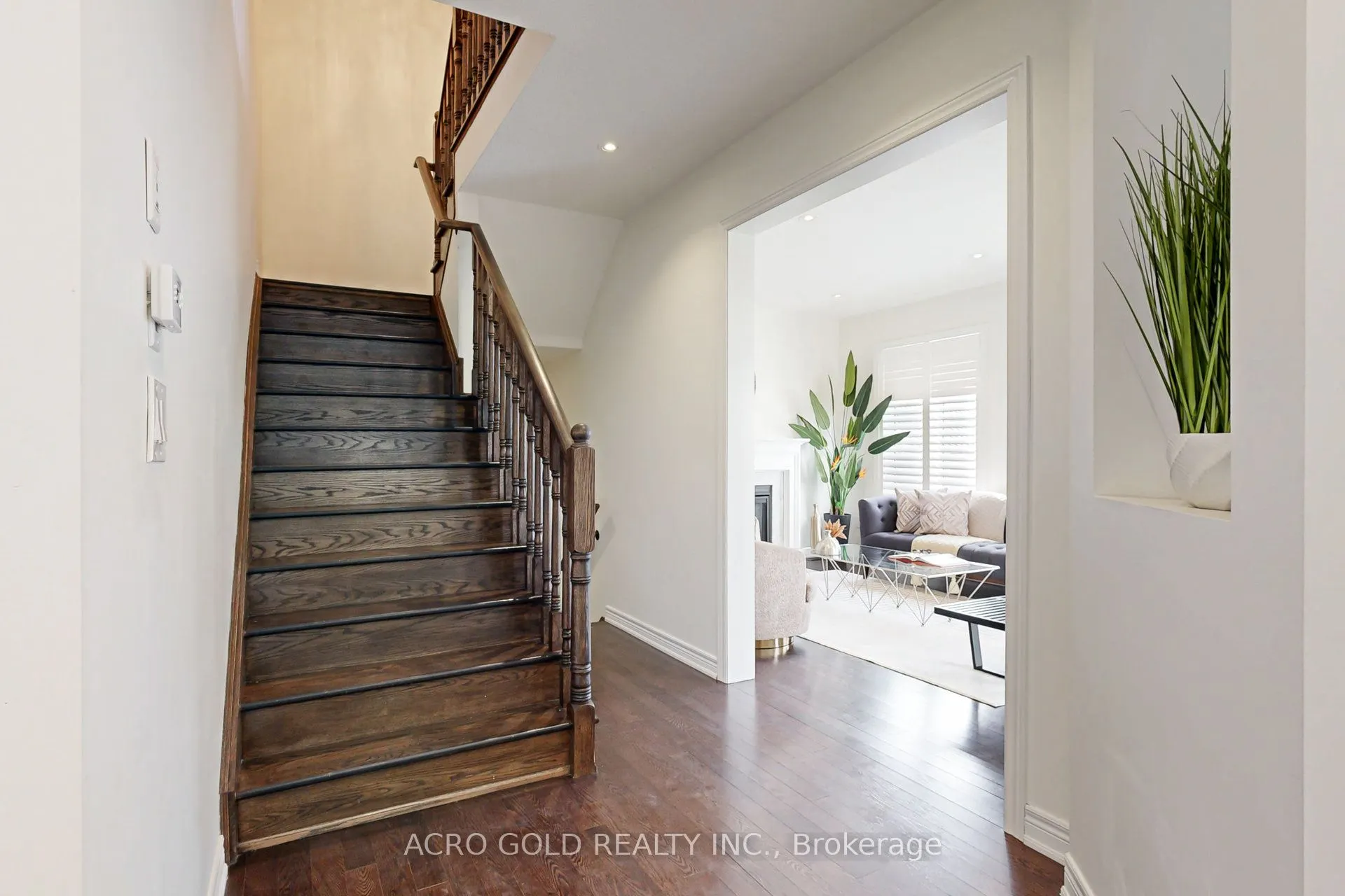 4681 Ray Lane