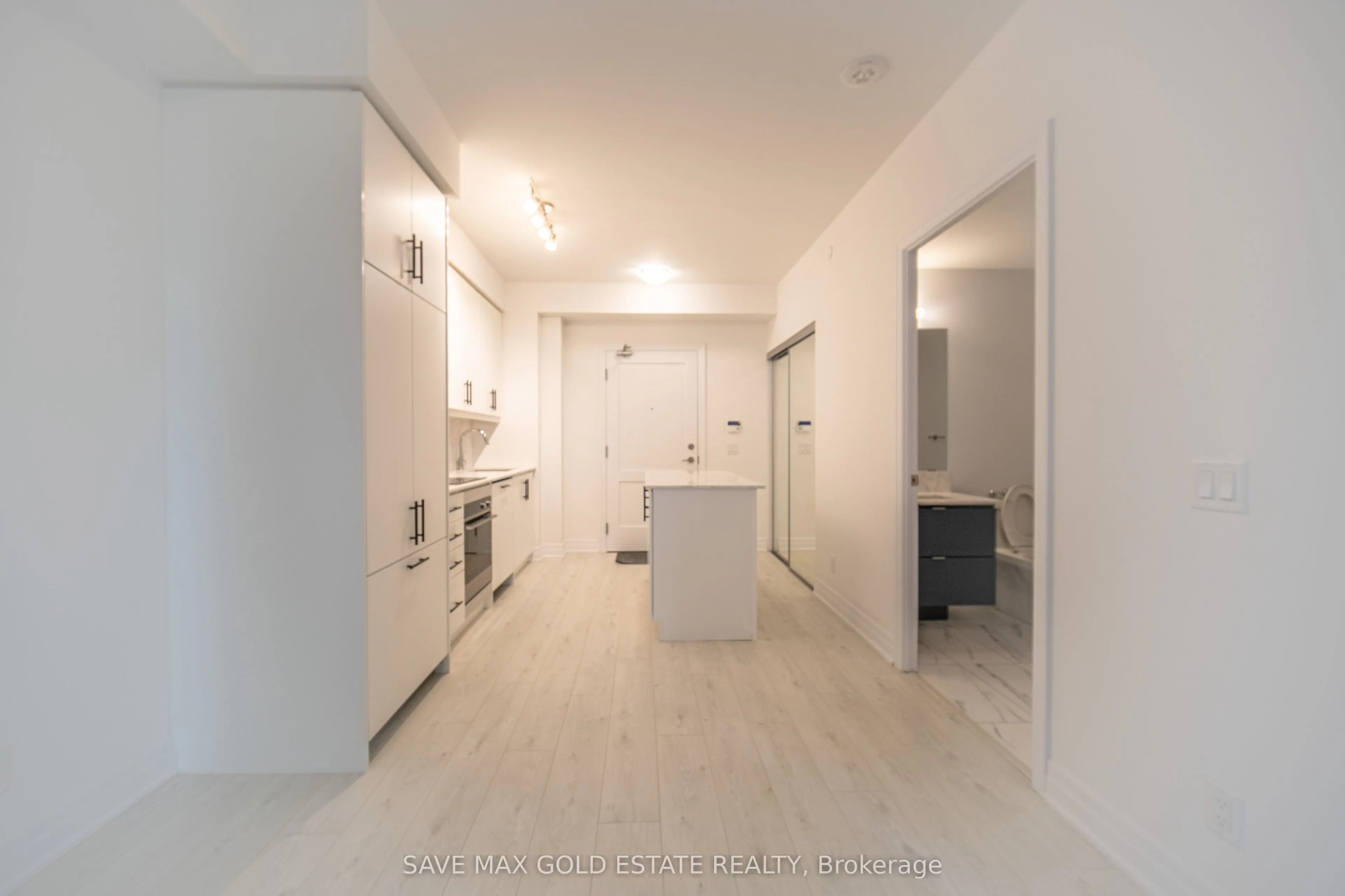 30 Elm Drive W, #809