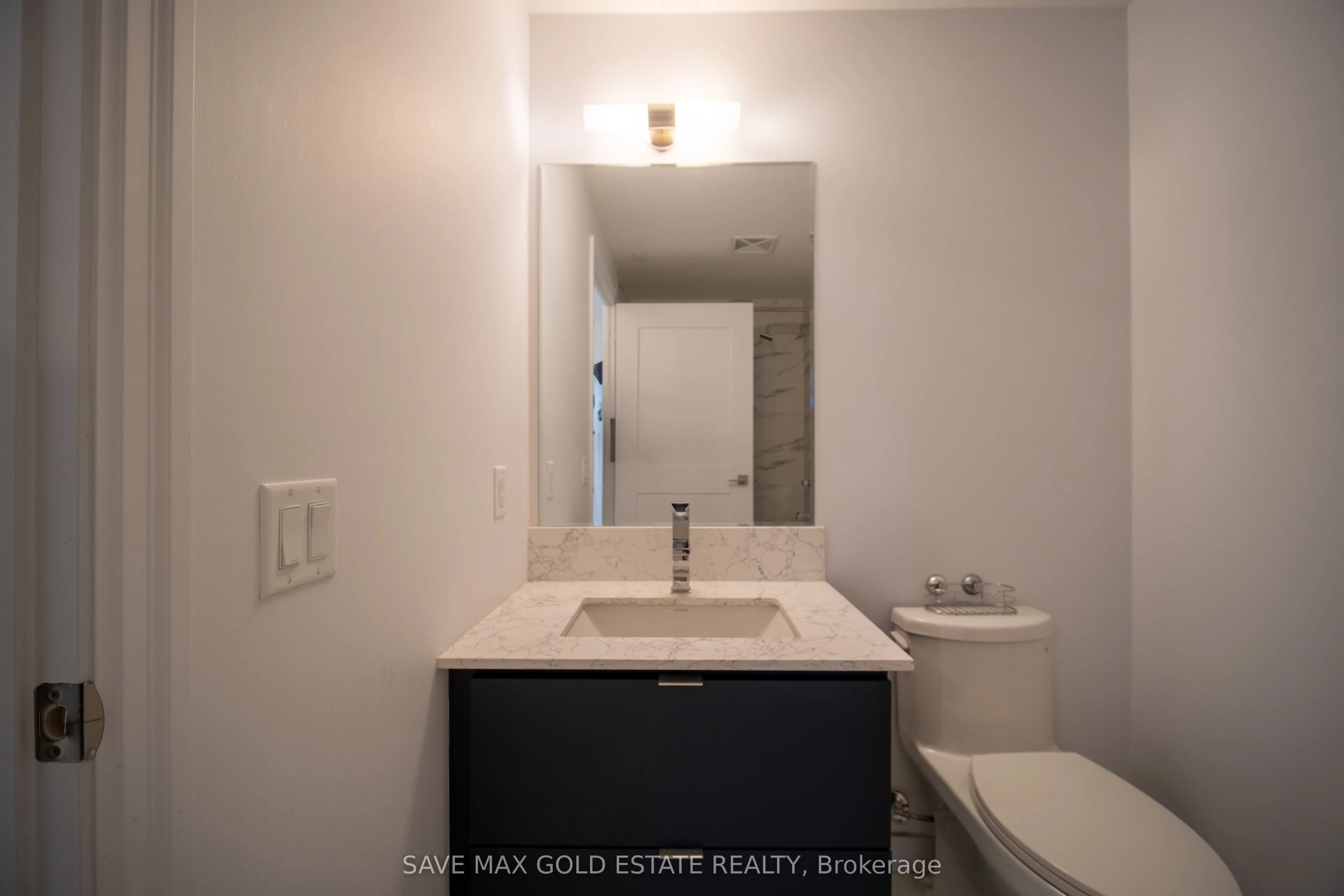 30 Elm Drive W, #809