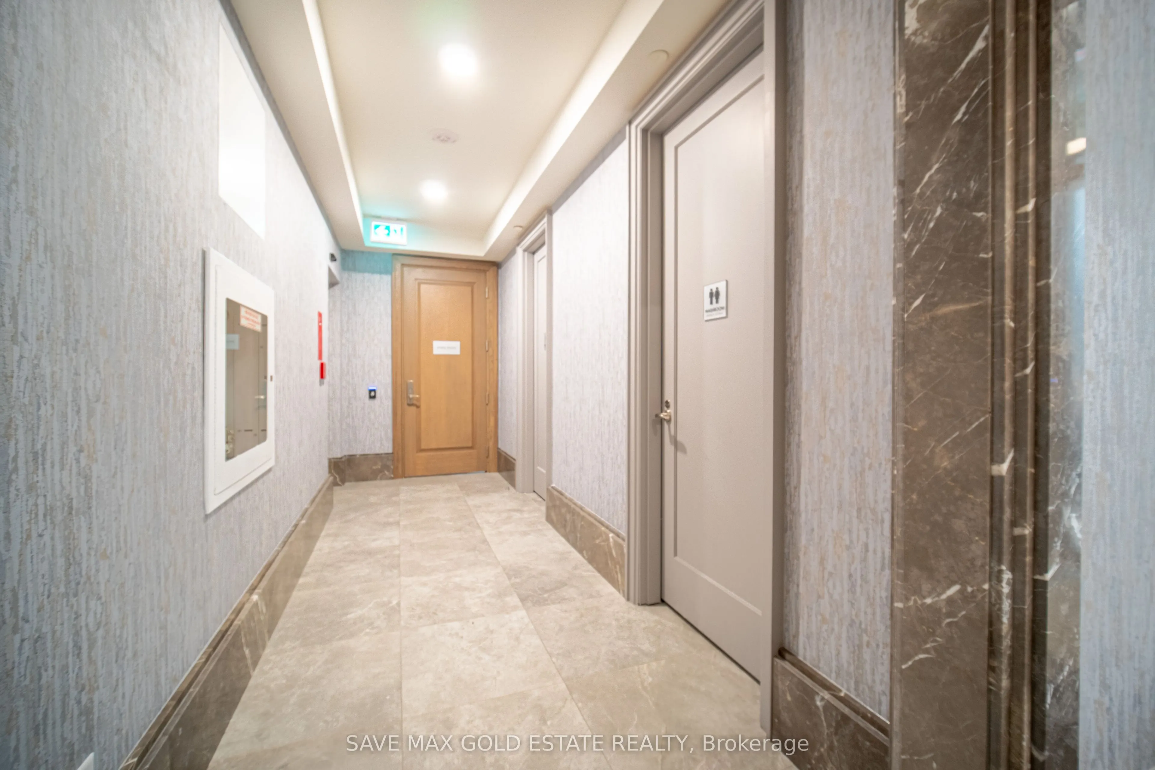 30 Elm Drive W, #809