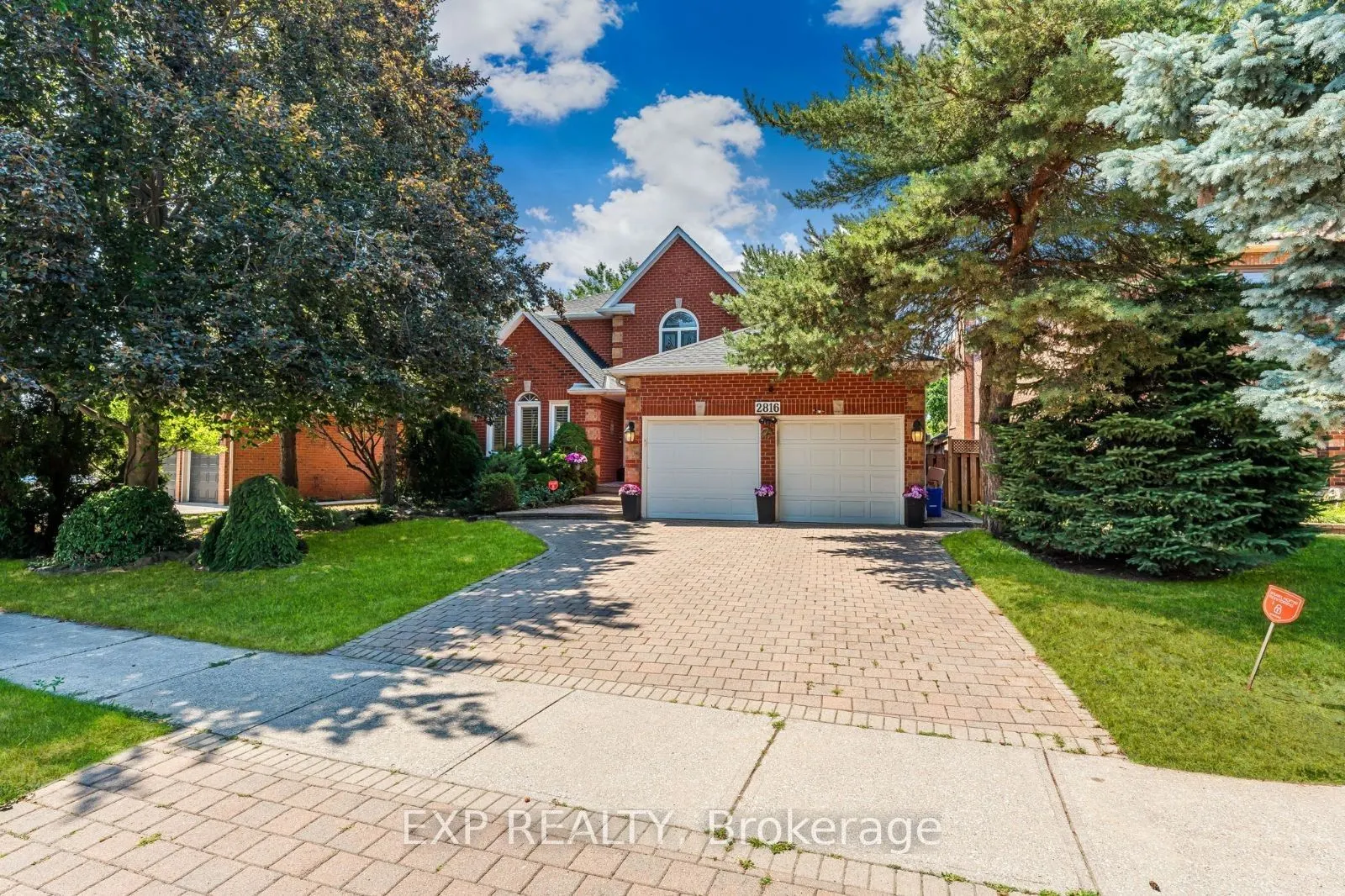 2816 Rosewood Lane