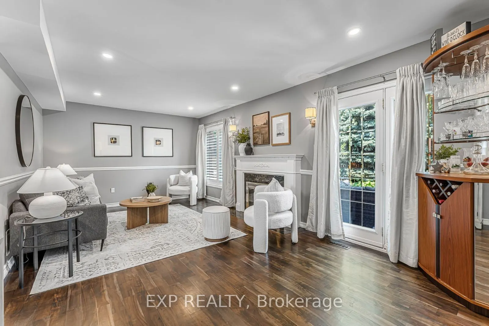 2816 Rosewood Lane