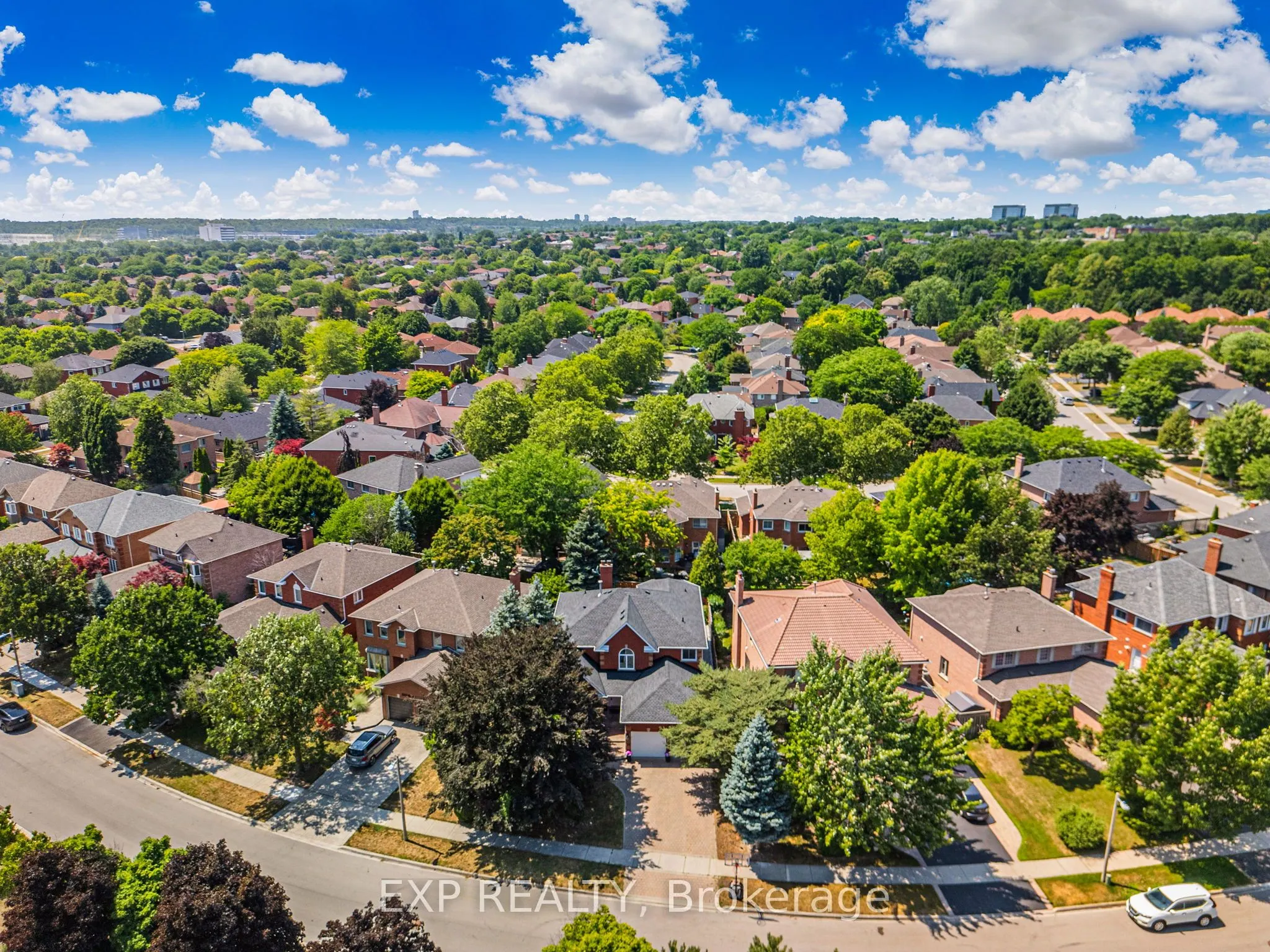 2816 Rosewood Lane