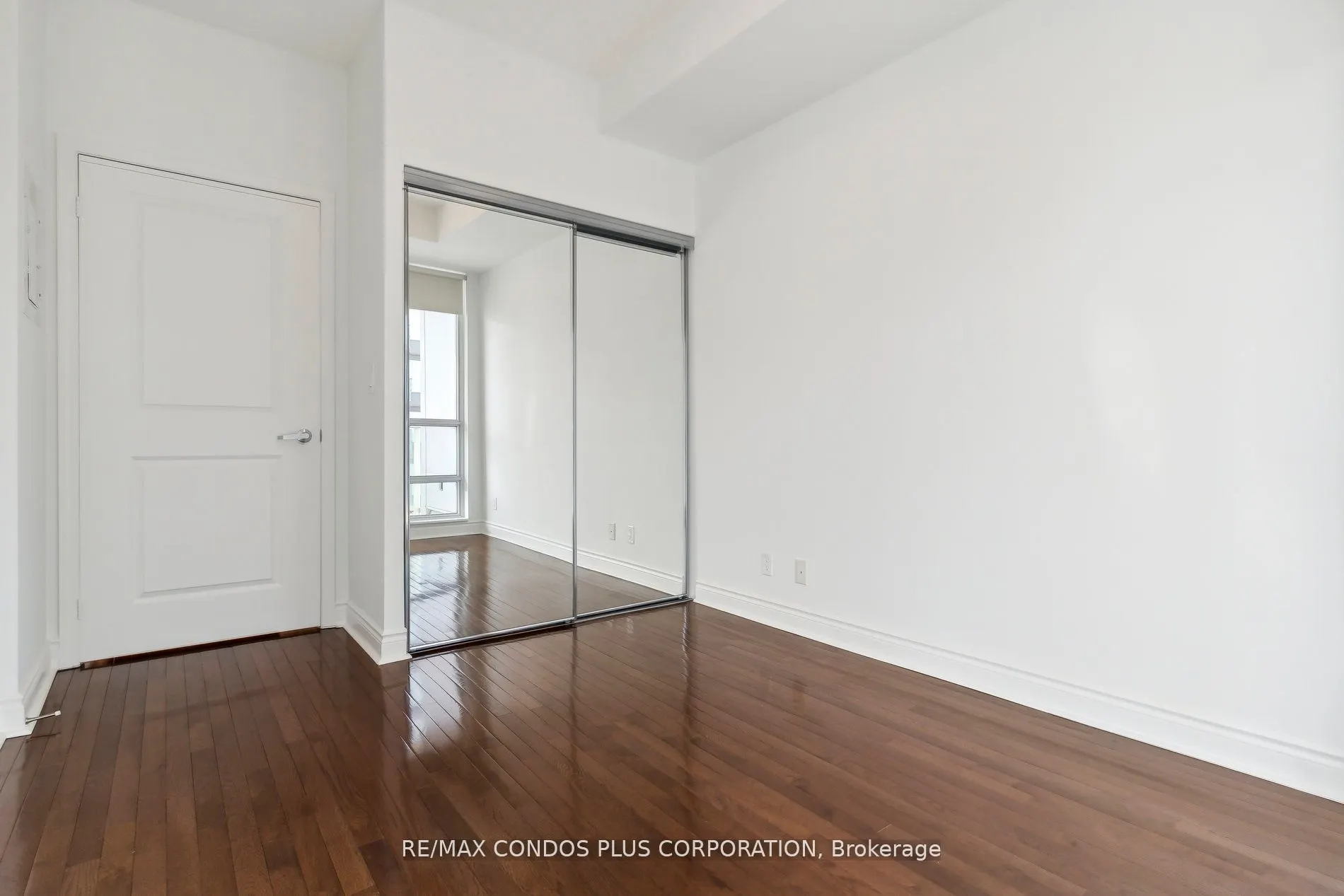 1910 Lake Shore Boulevard W, #LPH01