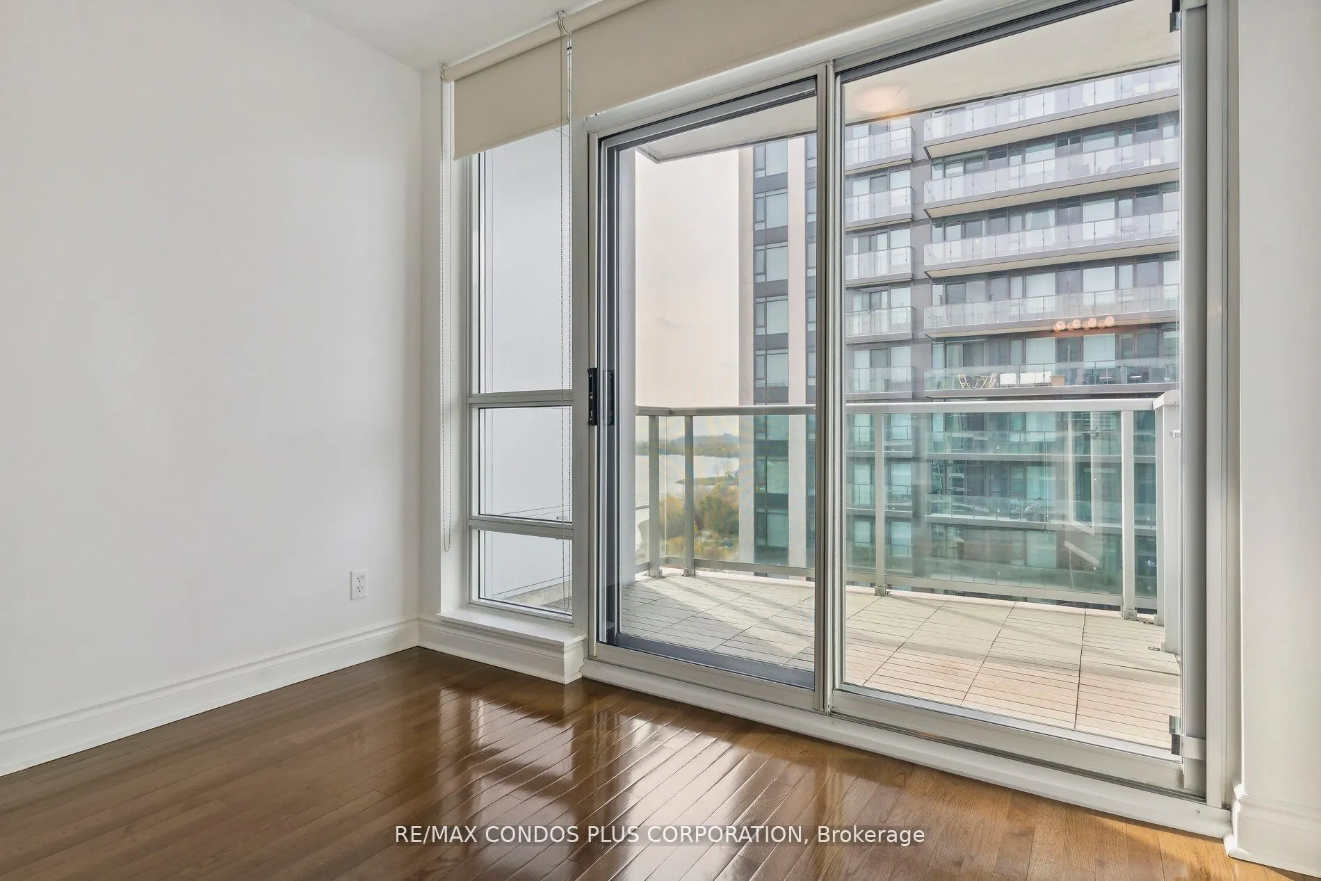 1910 Lake Shore Boulevard W, #LPH01
