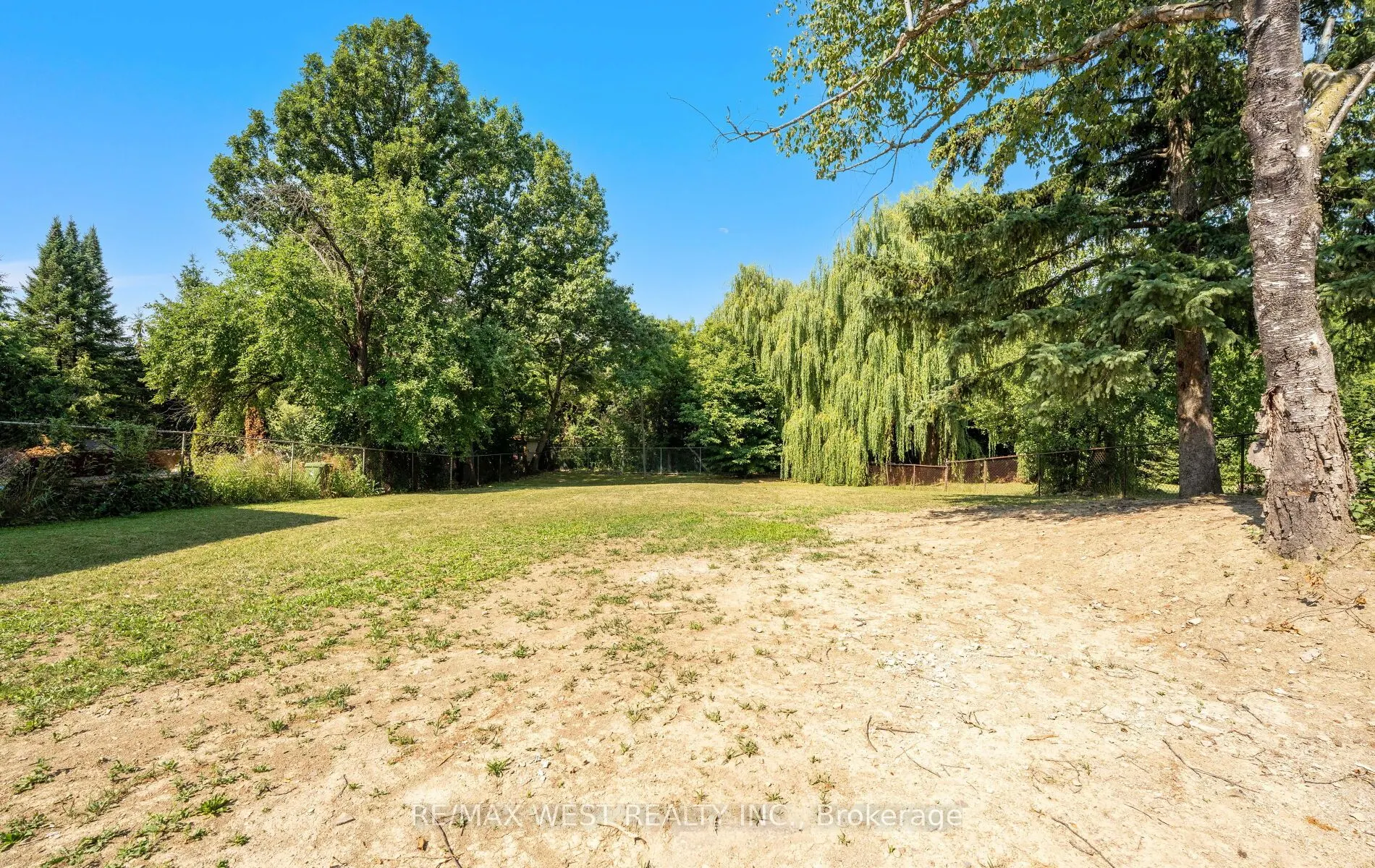 23 Waltham Drive