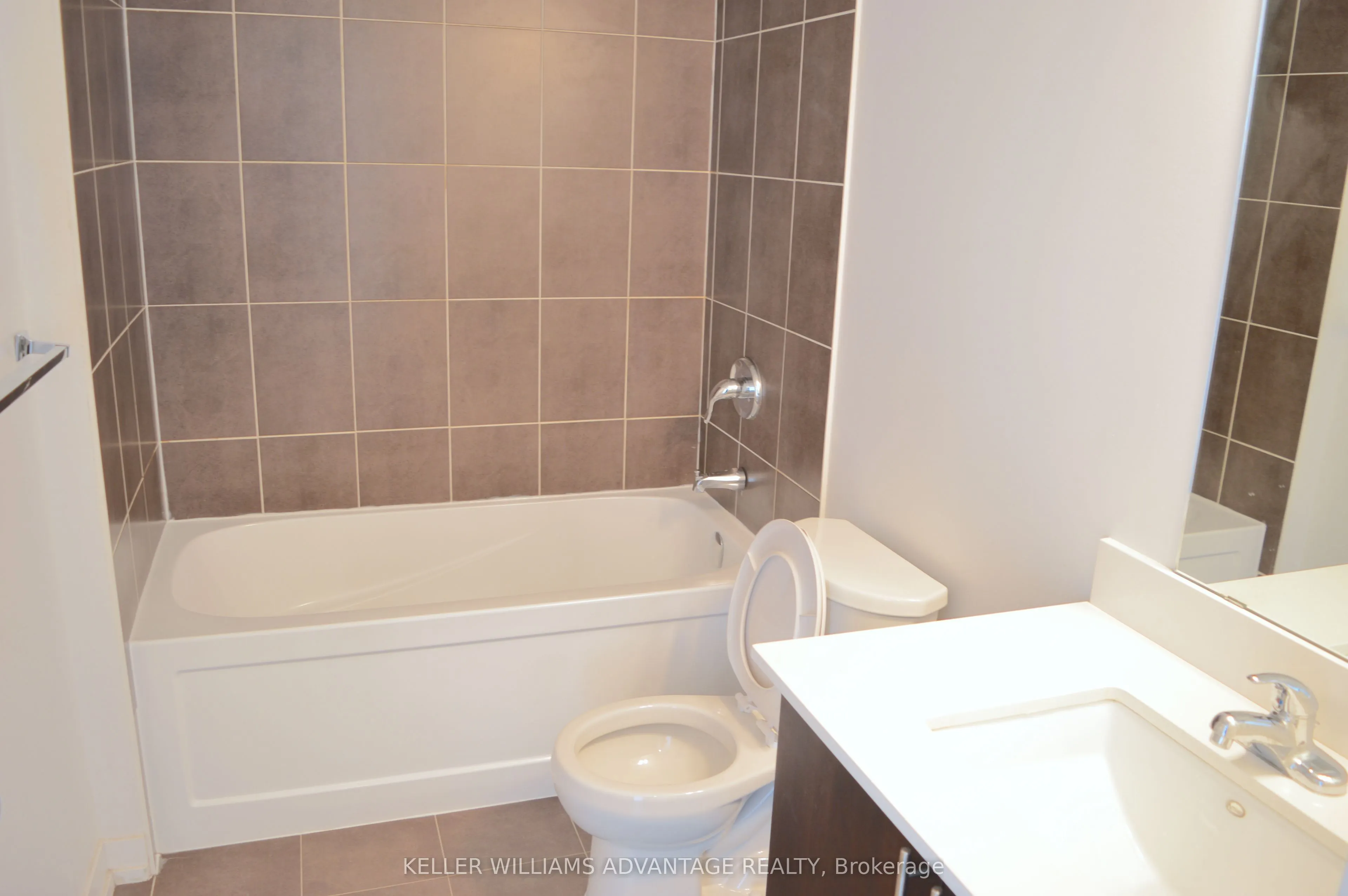 1420 Dupont Street, #1408