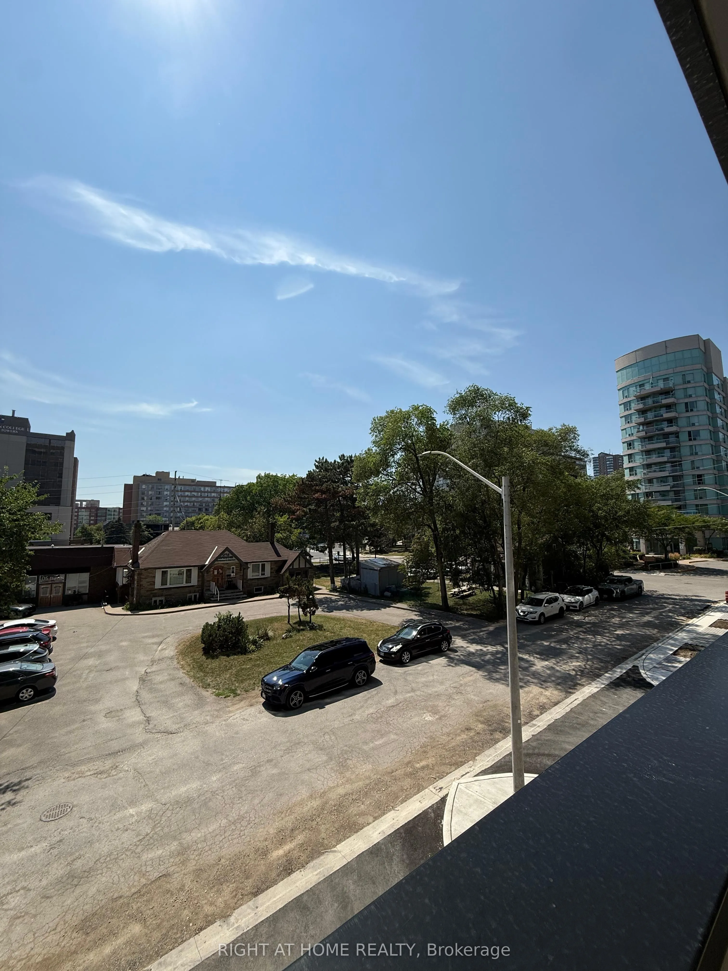 3009 Novar Road, #215