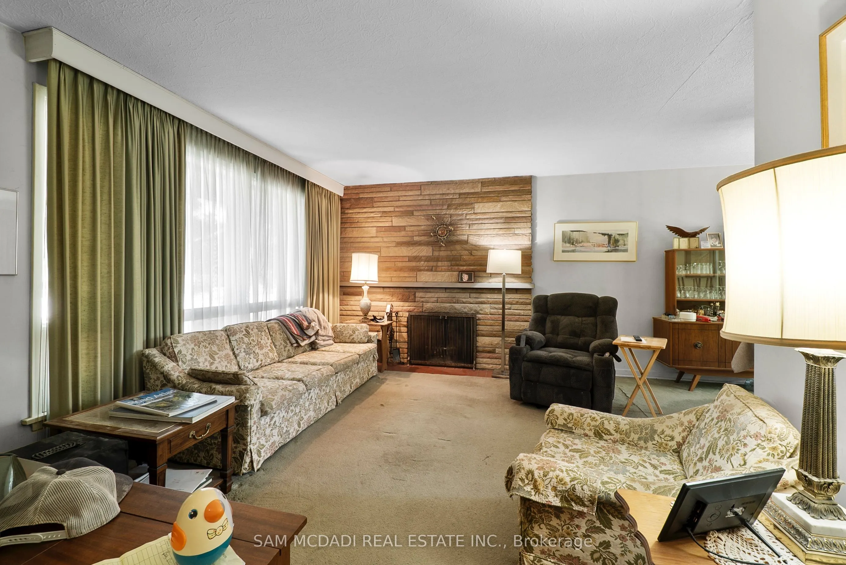 1491 Woodeden Drive