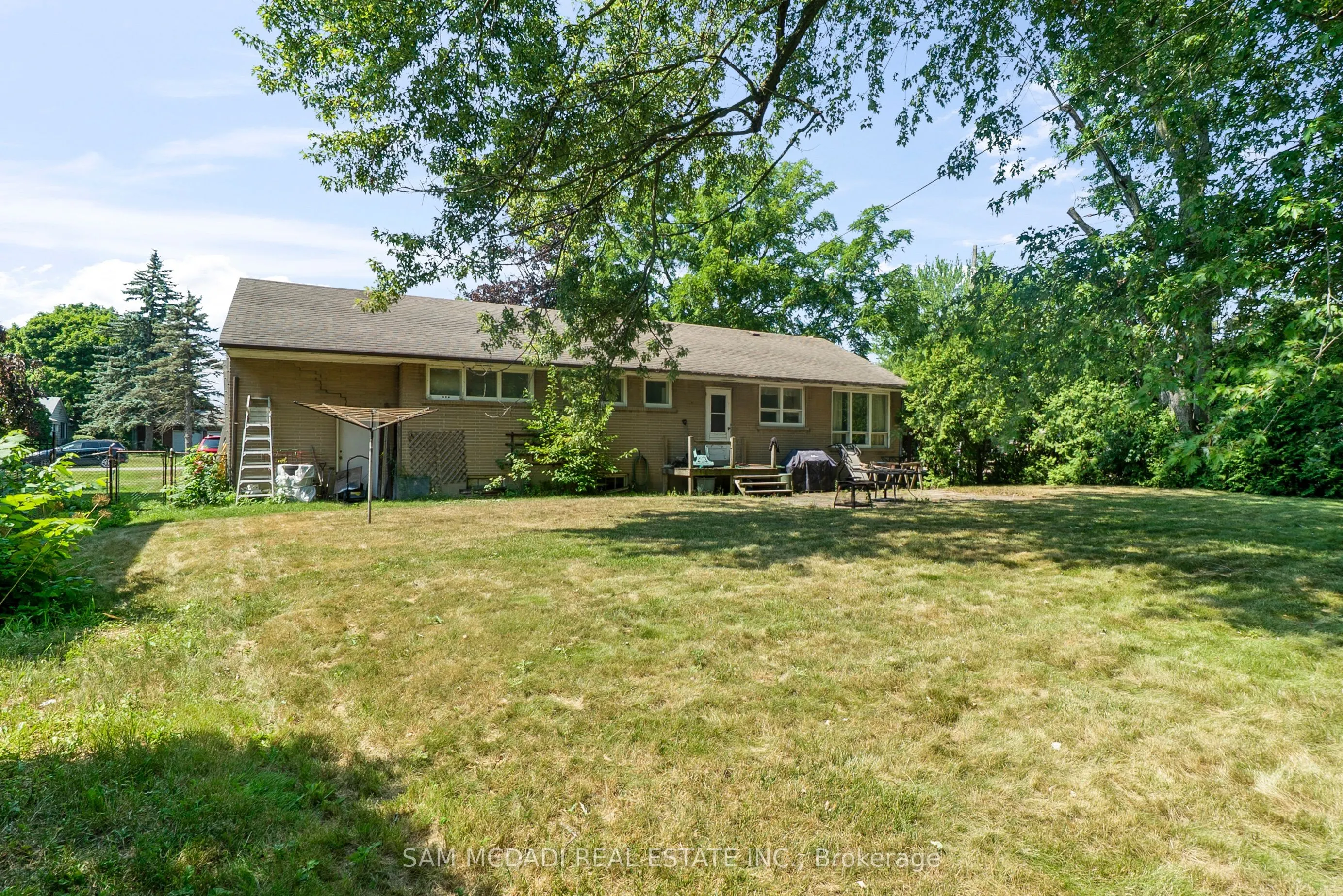 1491 Woodeden Drive