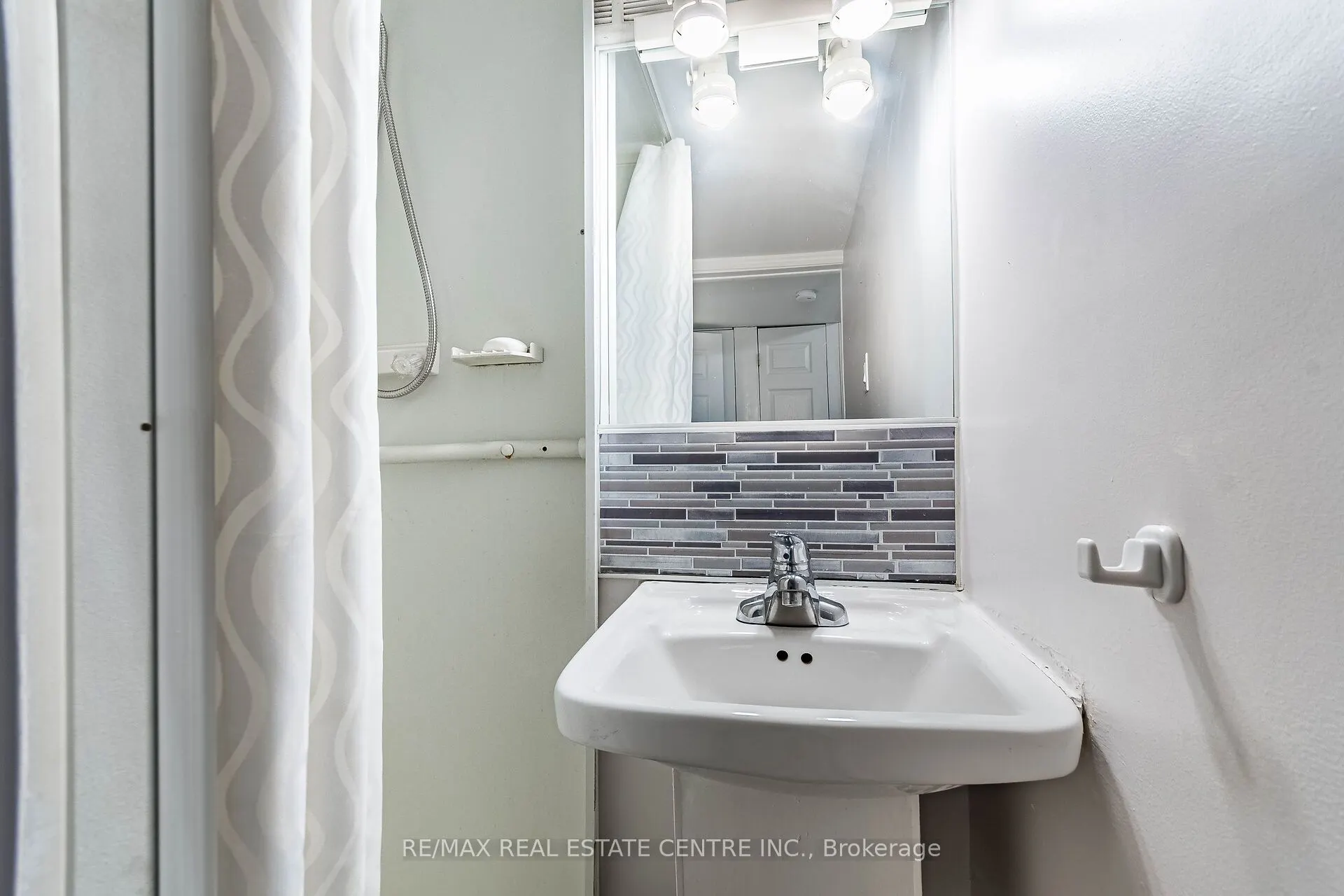 1221 Dundix Road, #72
