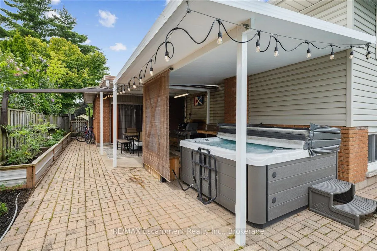 755 Parker Crescent