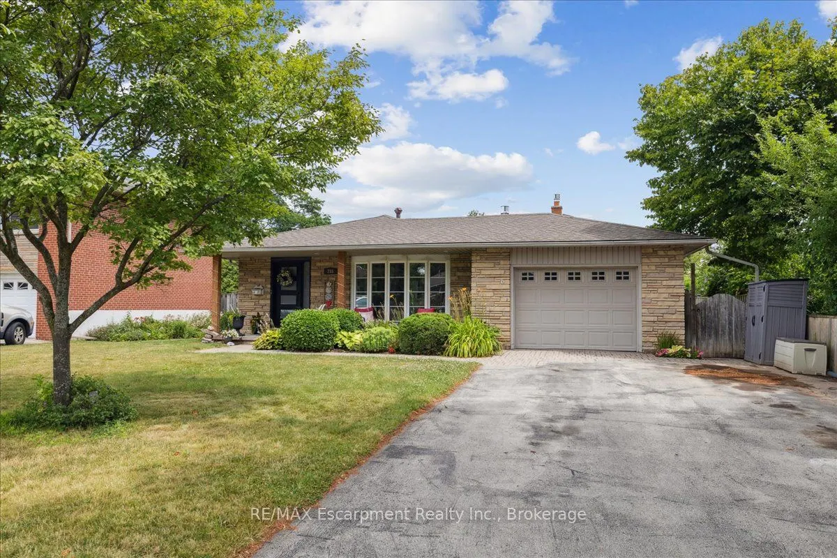 755 Parker Crescent