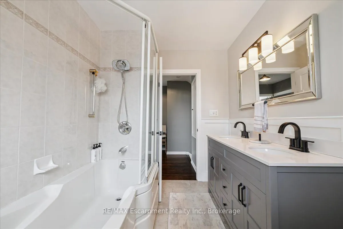 755 Parker Crescent