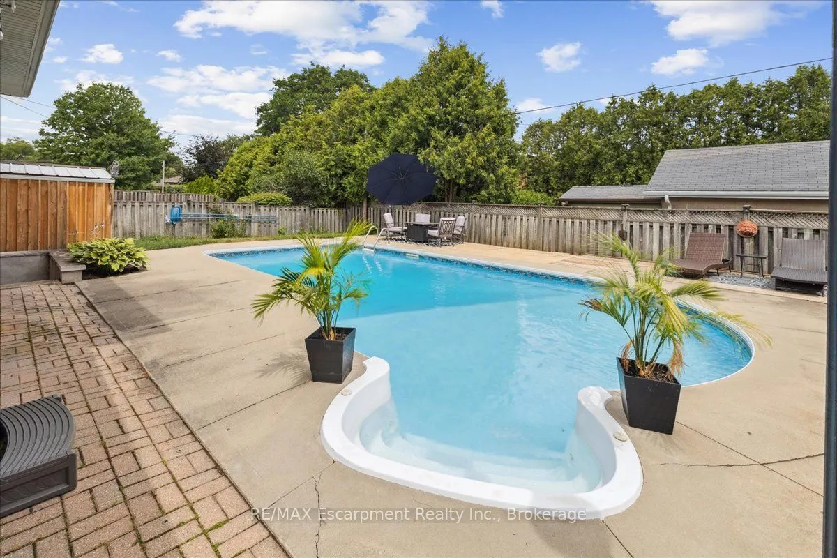 755 Parker Crescent