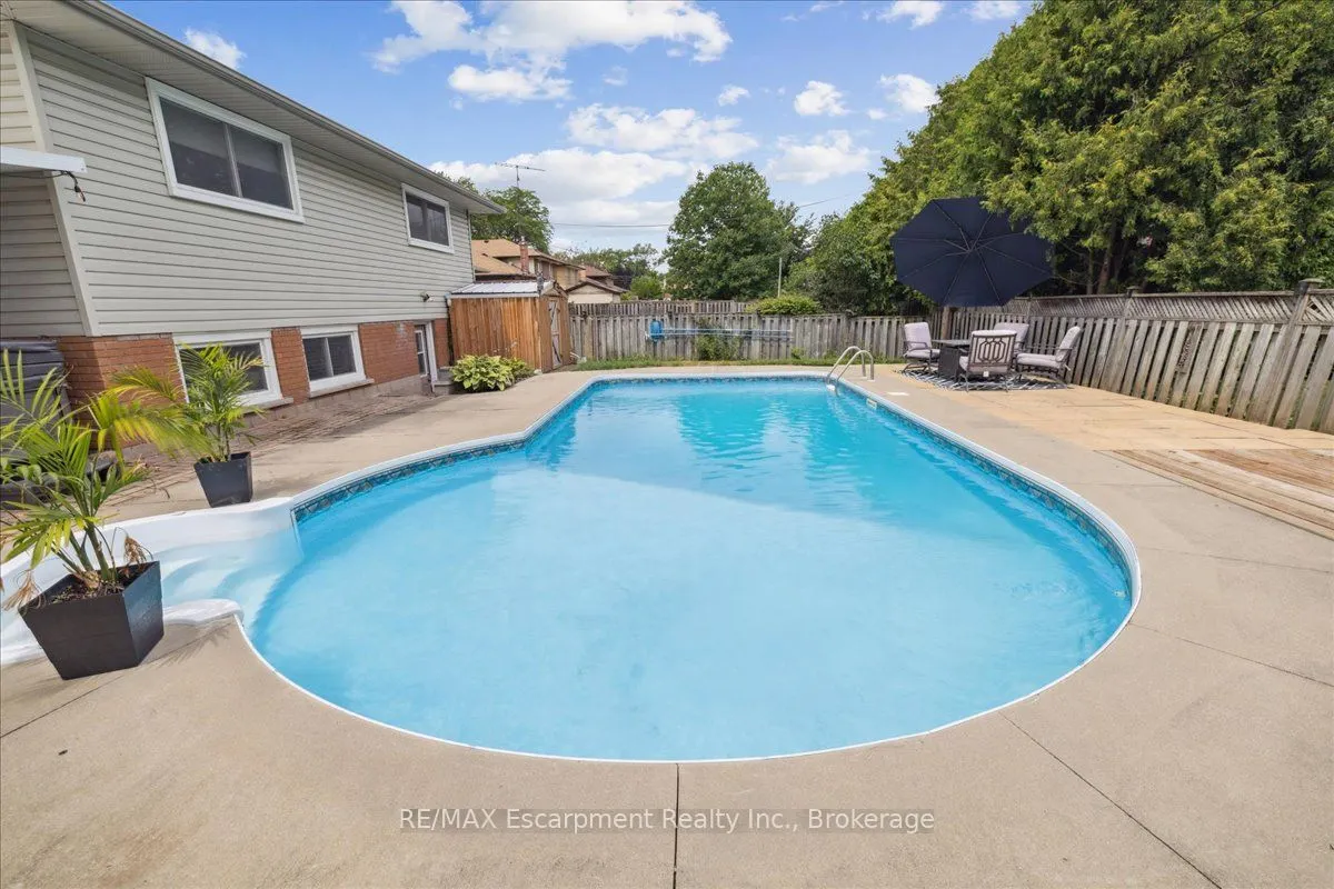 755 Parker Crescent