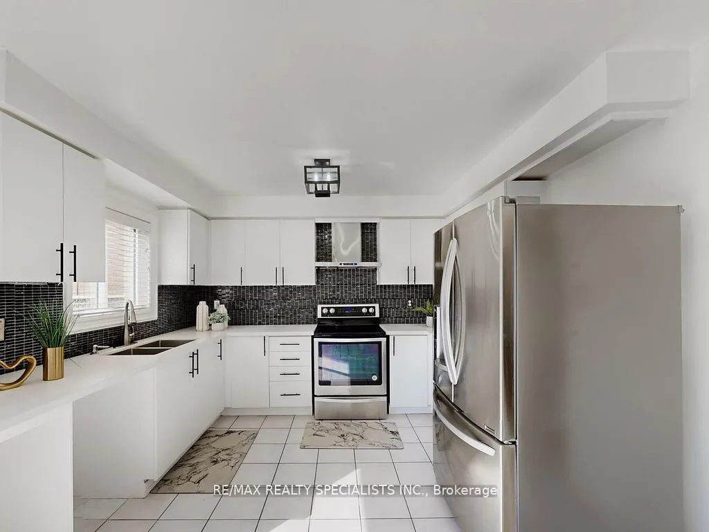 23 Arthurs Crescent