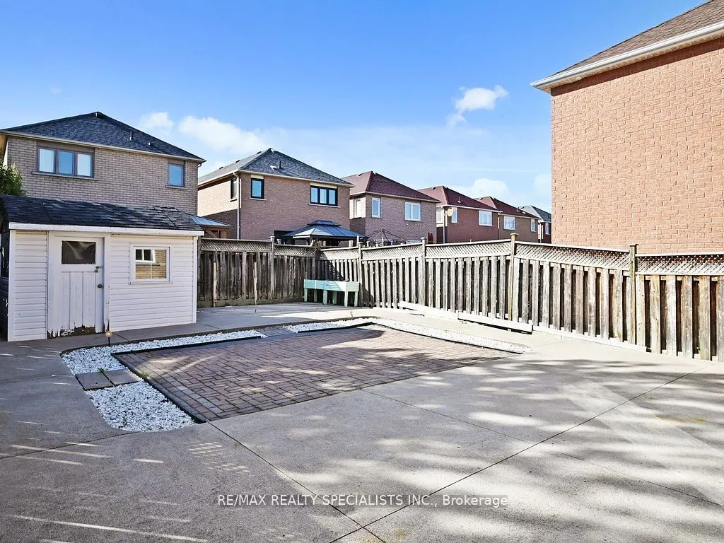 23 Arthurs Crescent