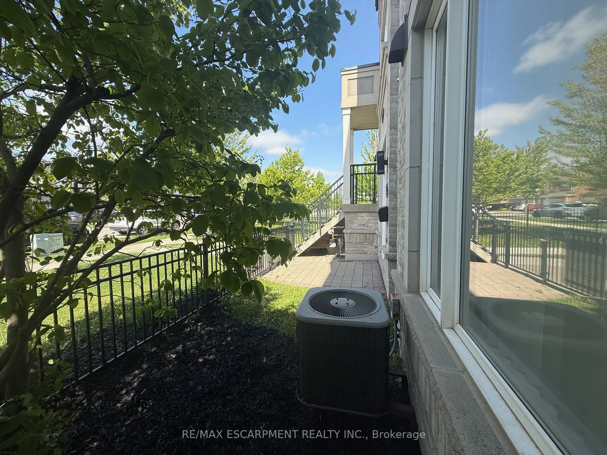 5055 Oscar Peterson Boulevard, #8