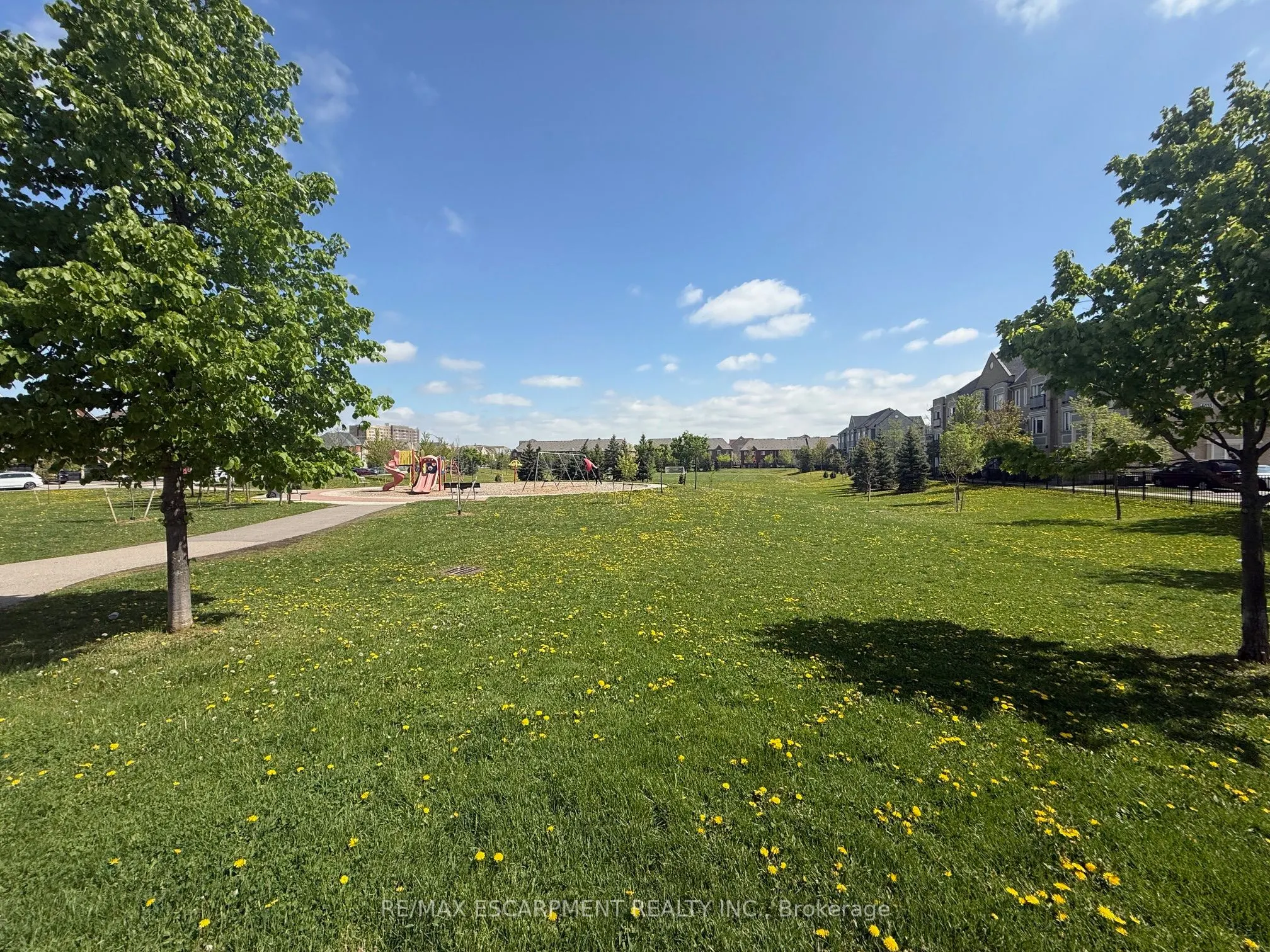 5055 Oscar Peterson Boulevard, #8