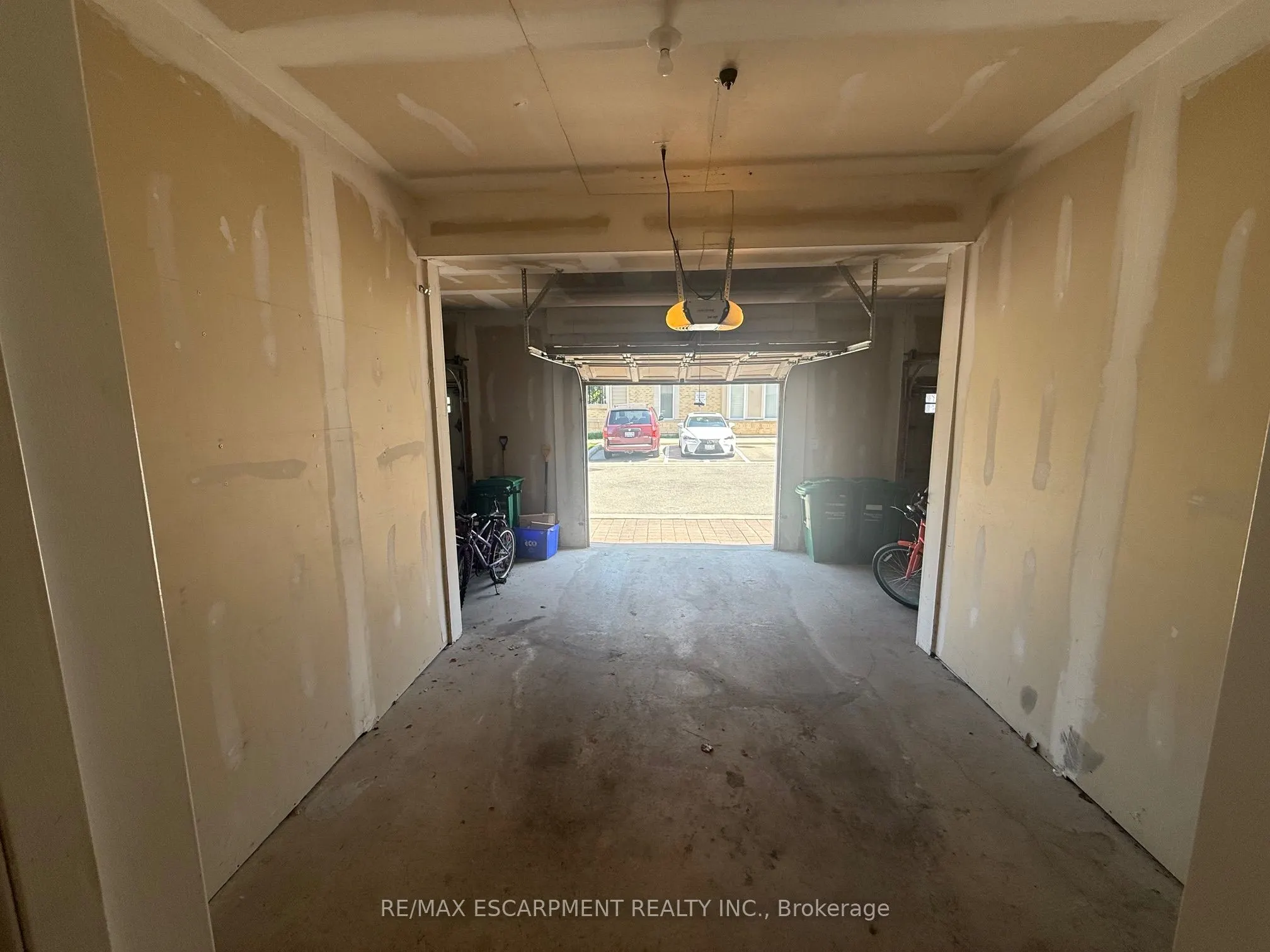 5055 Oscar Peterson Boulevard, #8