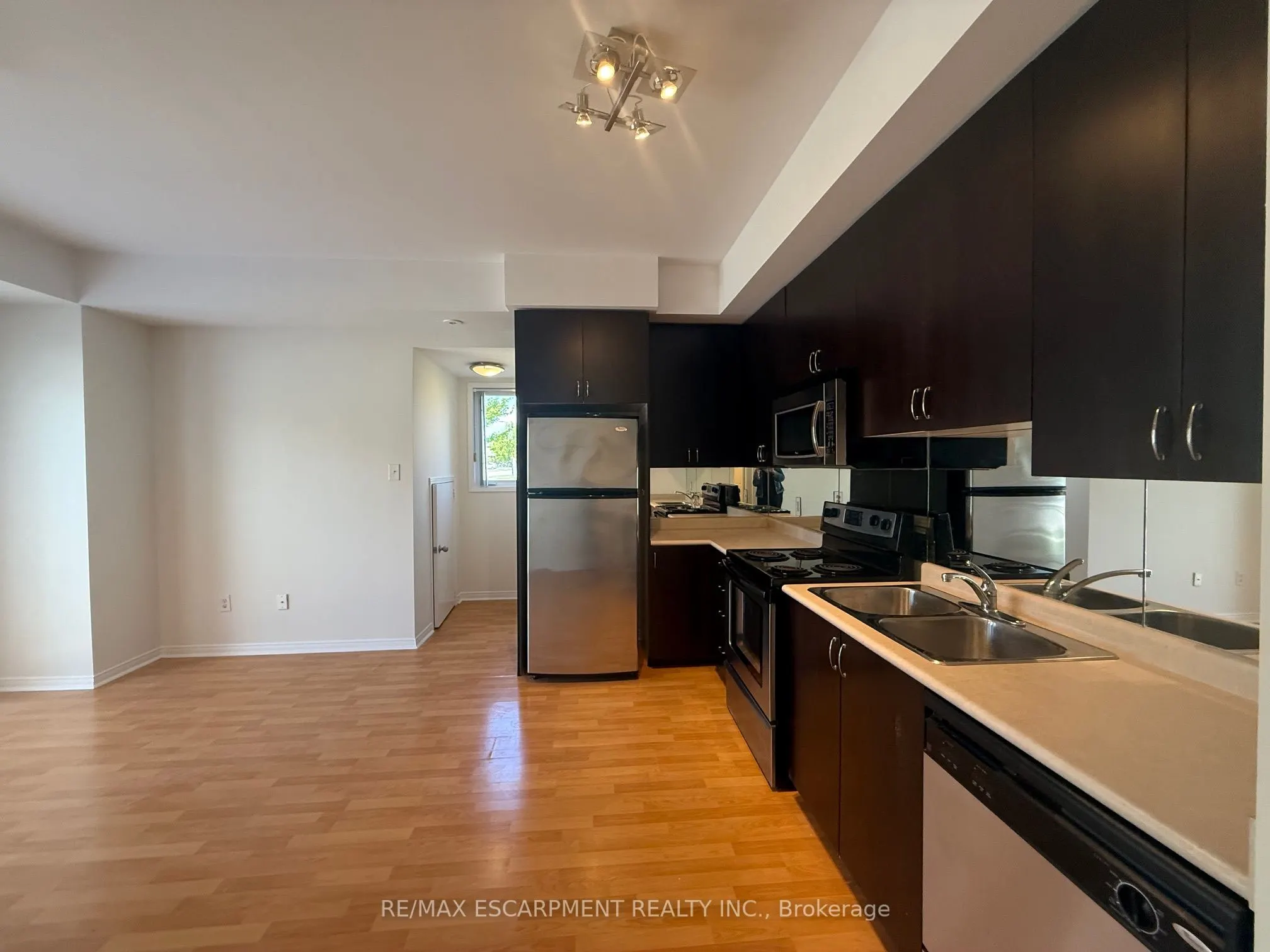5055 Oscar Peterson Boulevard, #8