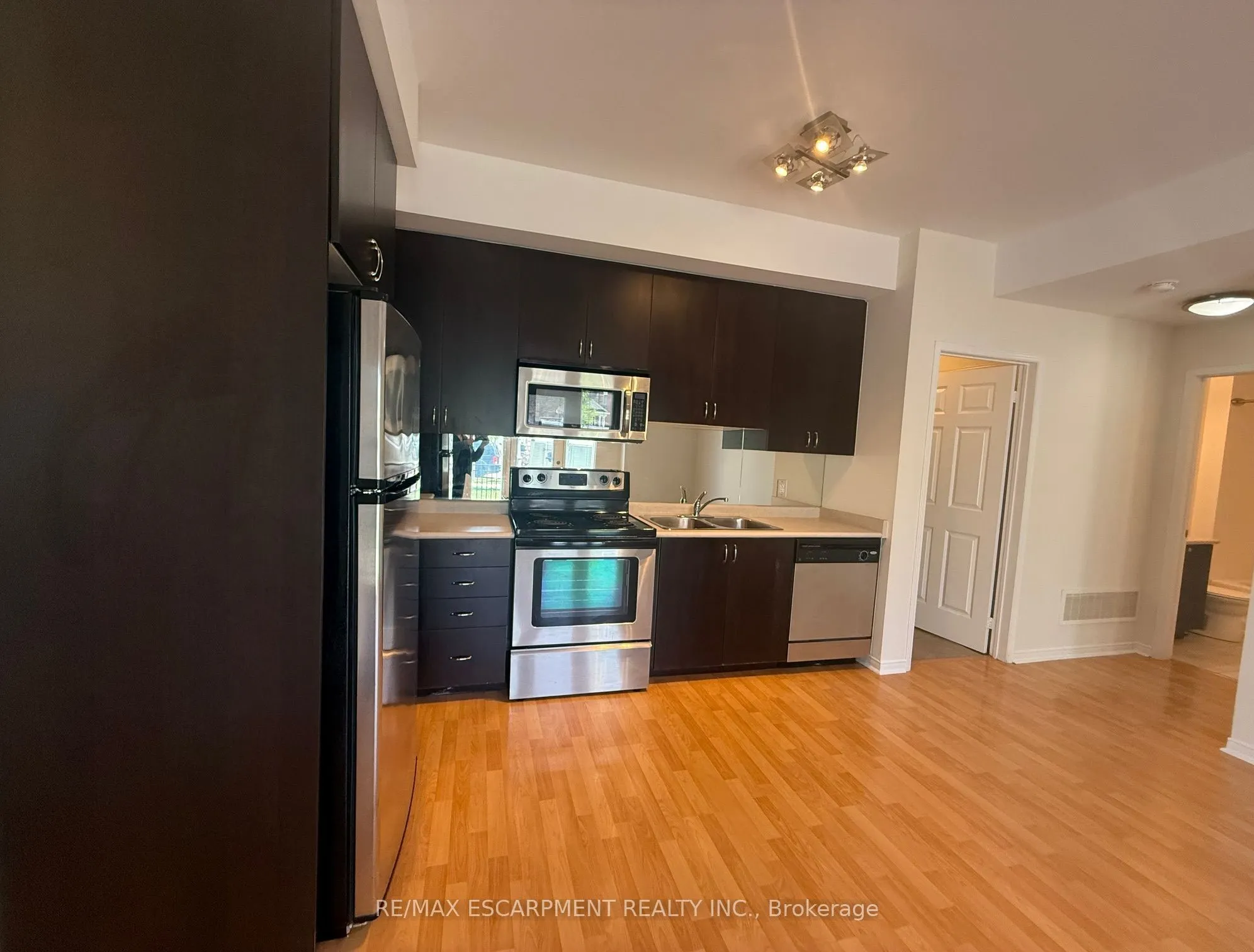 5055 Oscar Peterson Boulevard, #8