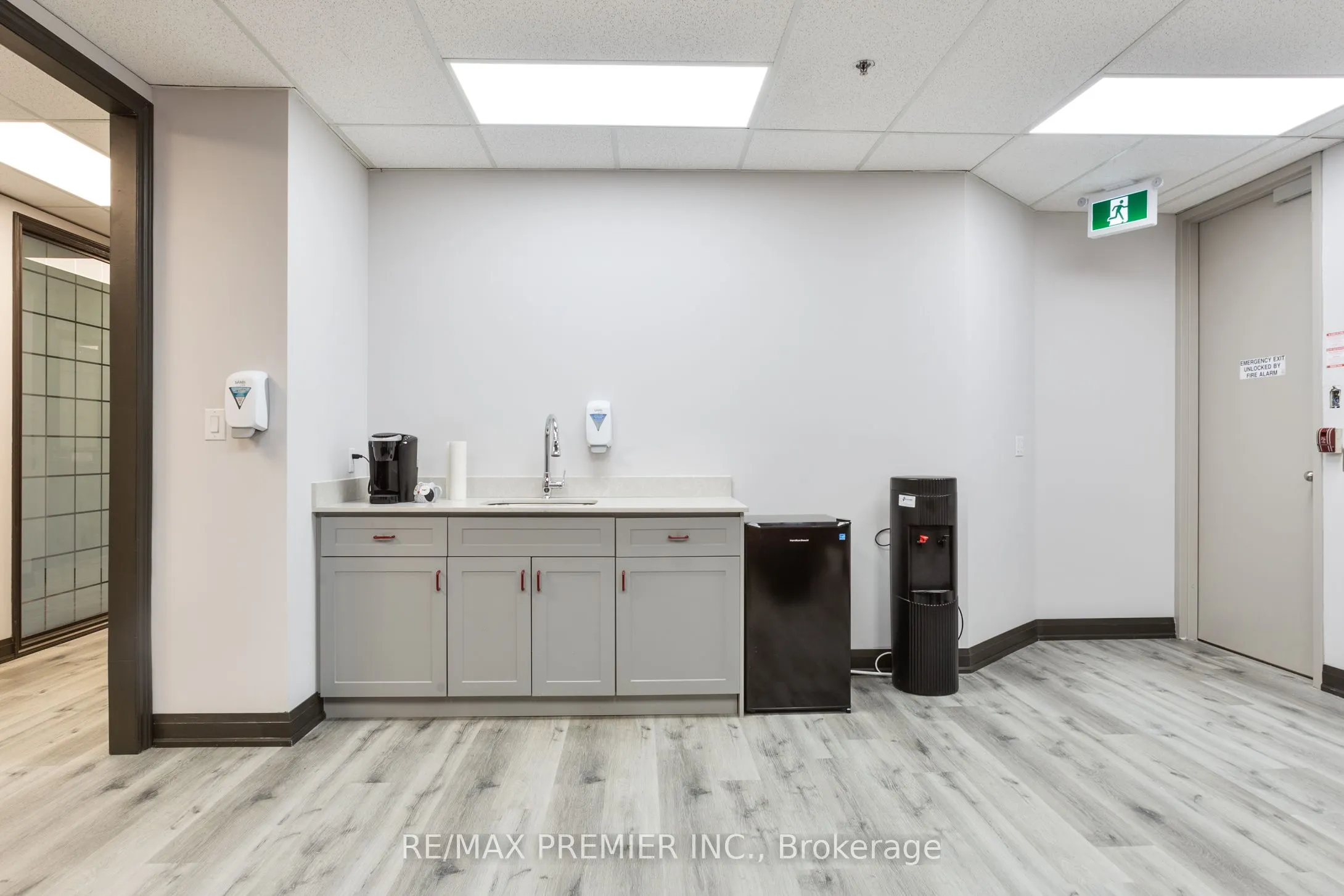 690 Dorval Drive, #200-40