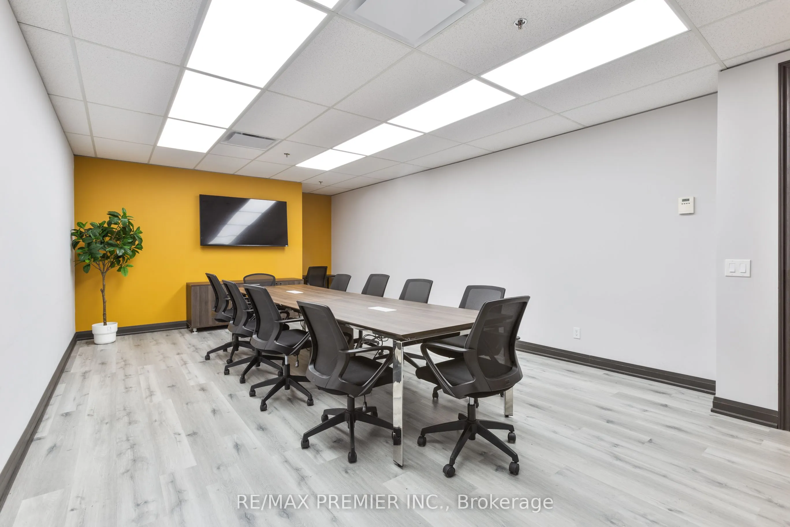 690 Dorval Drive, #200-40