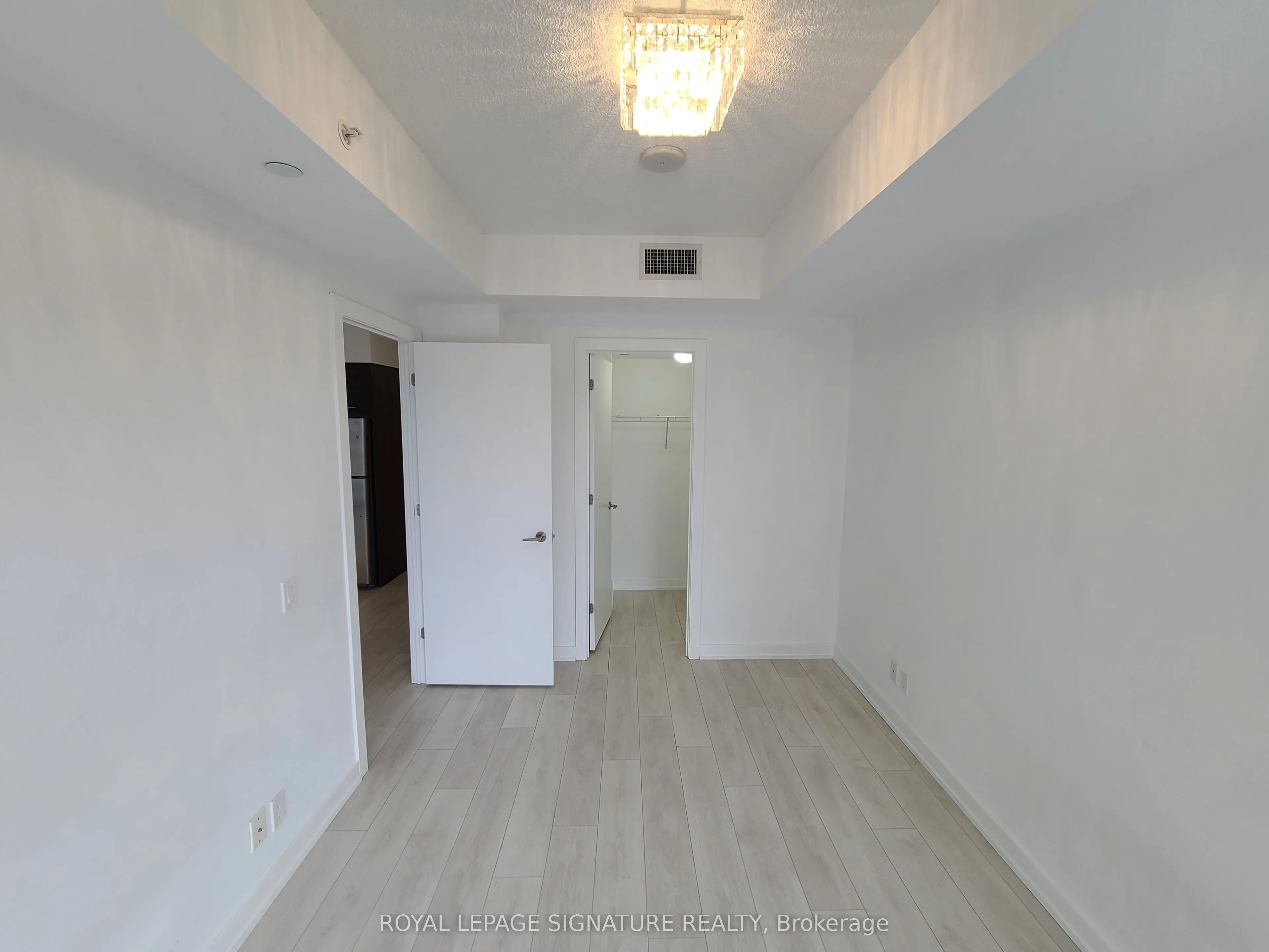 2220 Lake Shore Boulevard W, #3203