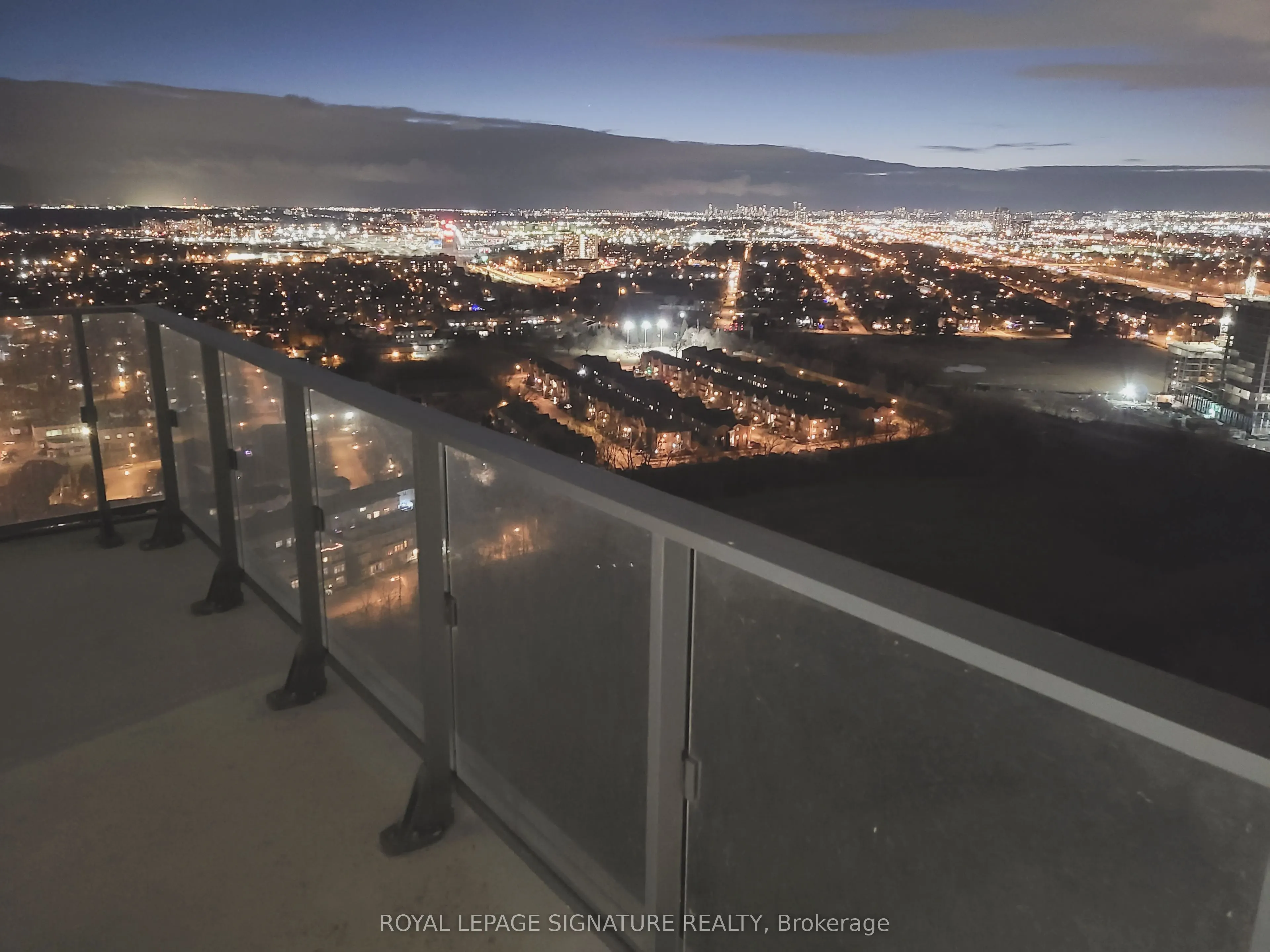 2220 Lake Shore Boulevard W, #3203