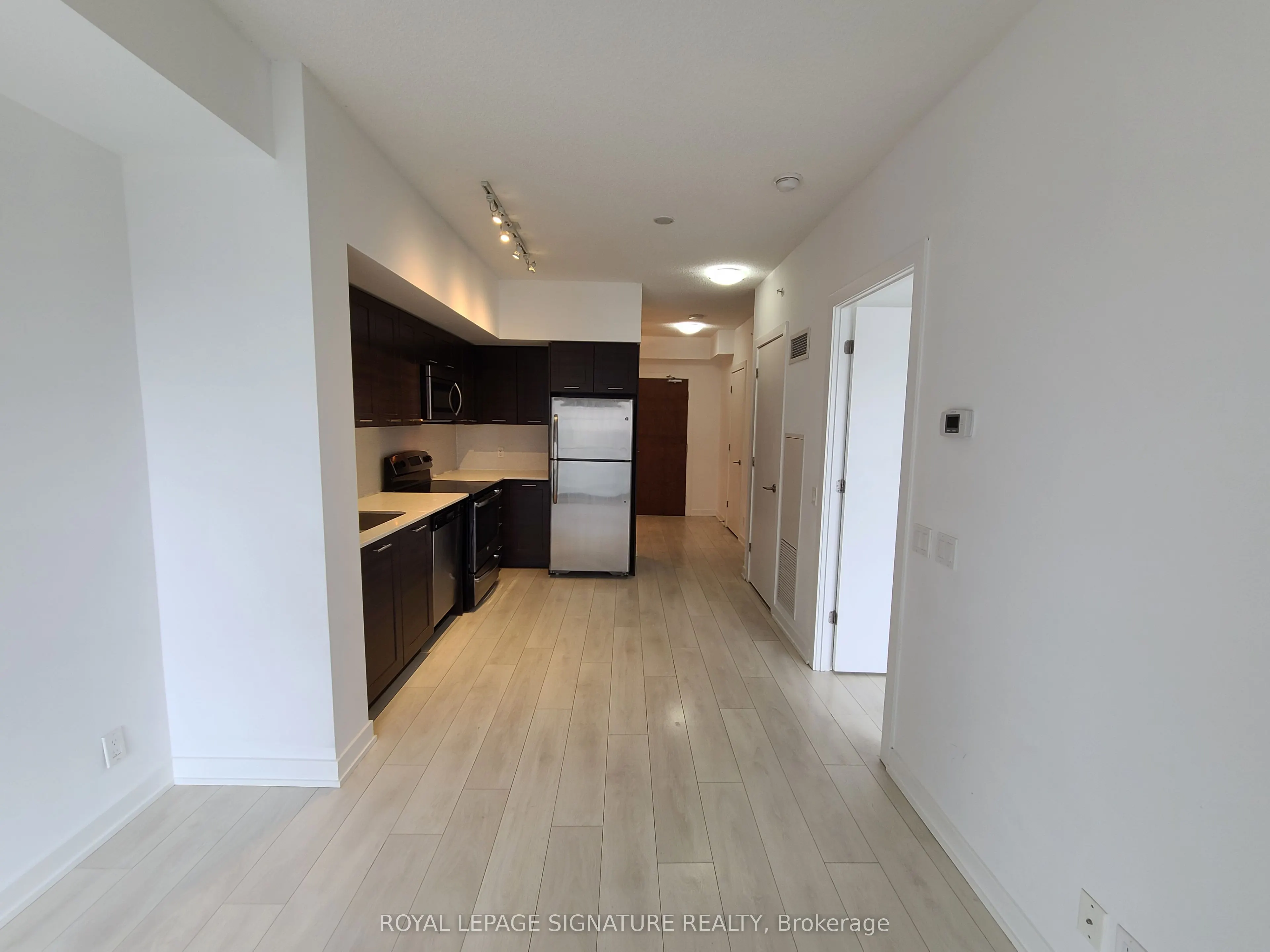 2220 Lake Shore Boulevard W, #3203