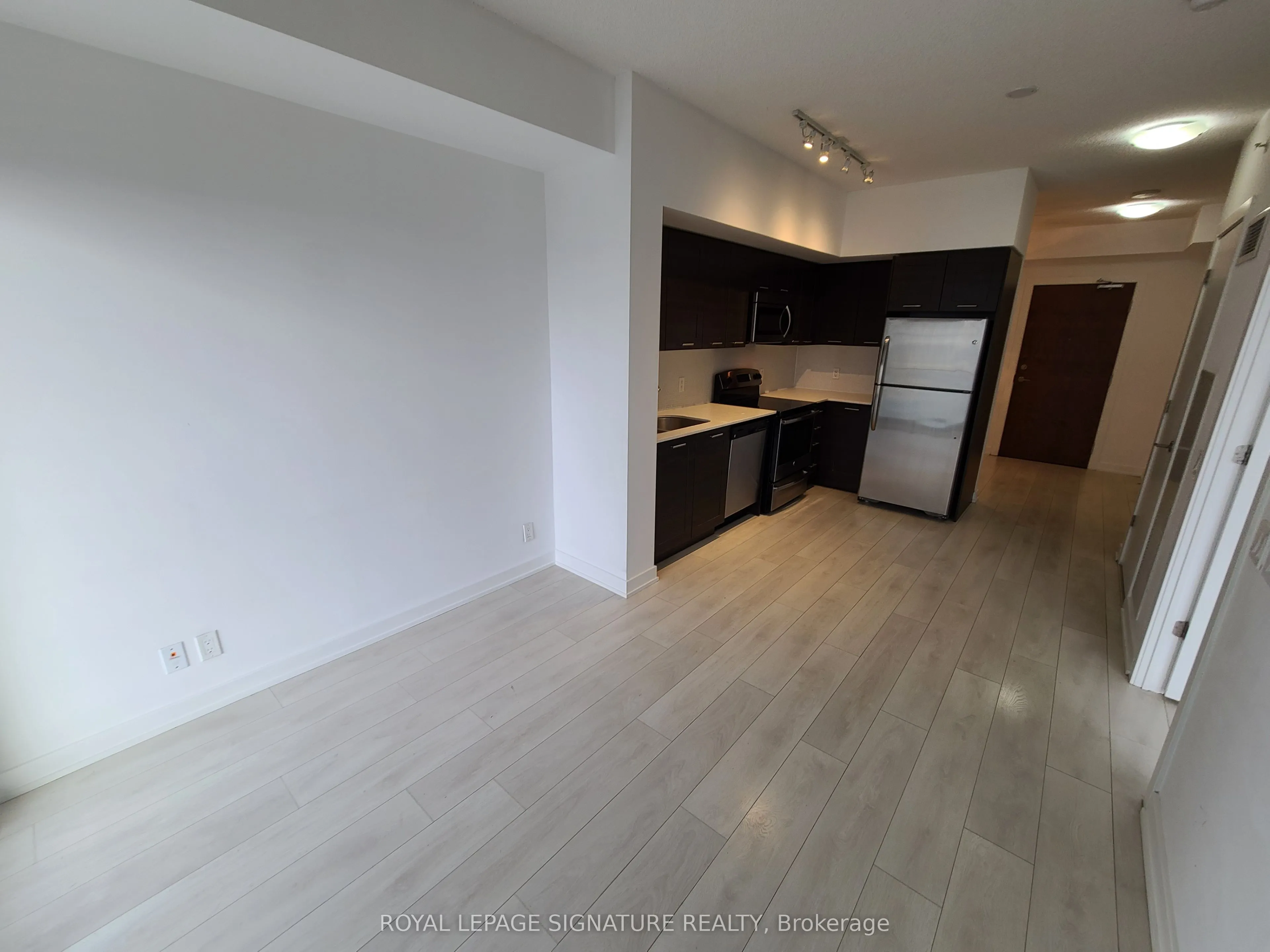 2220 Lake Shore Boulevard W, #3203