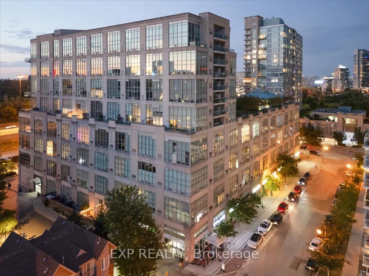 300 Manitoba Street, #416