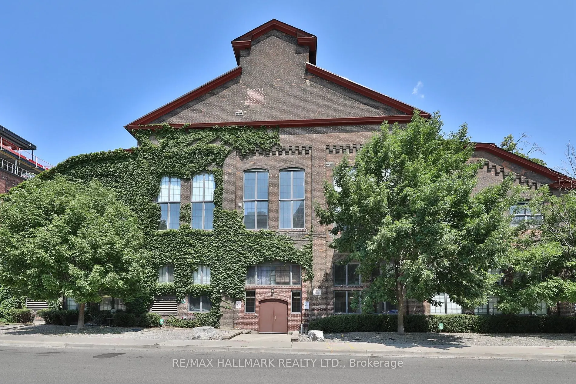 1100 Lansdowne Avenue, #314
