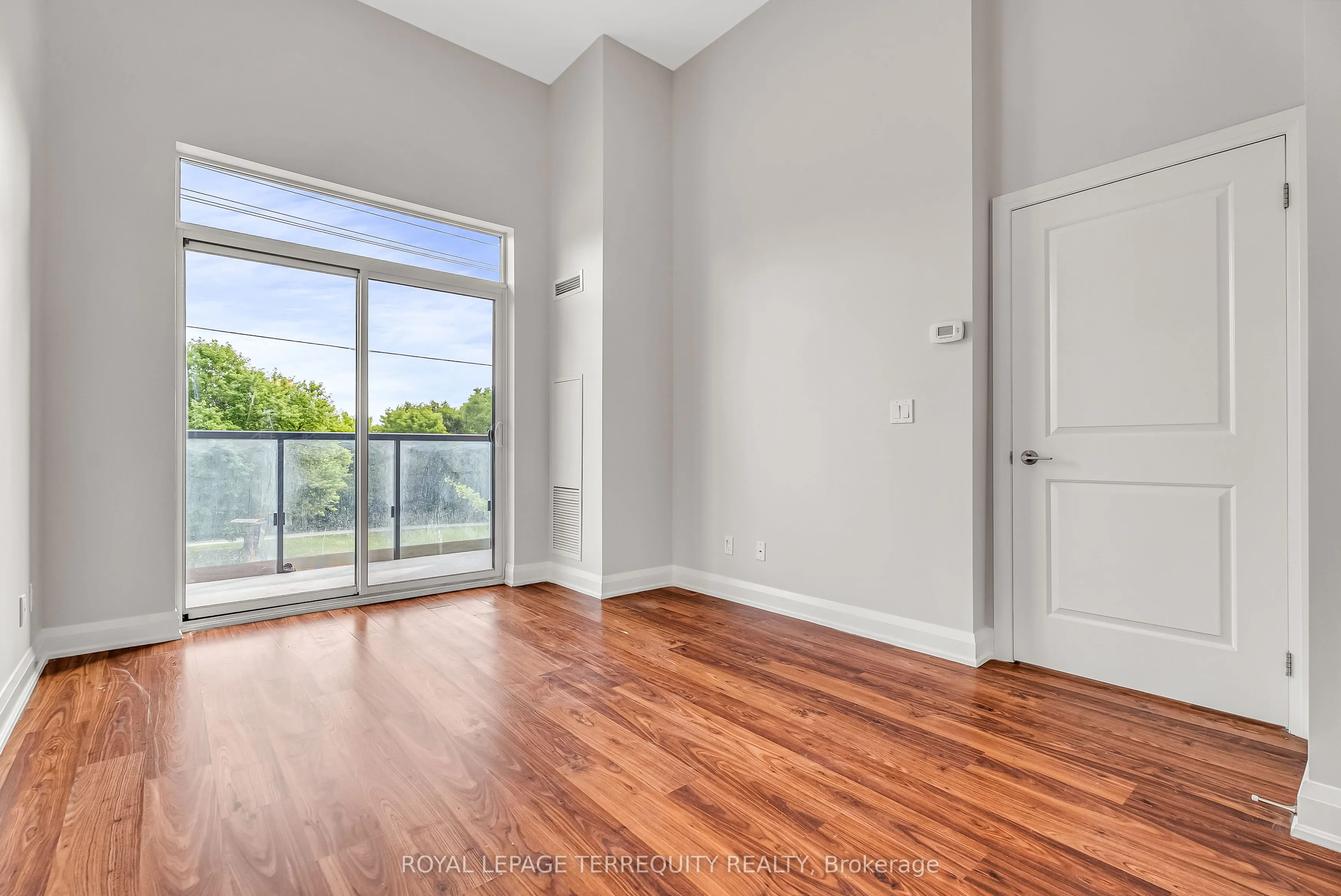25 Fontenay Court, #212