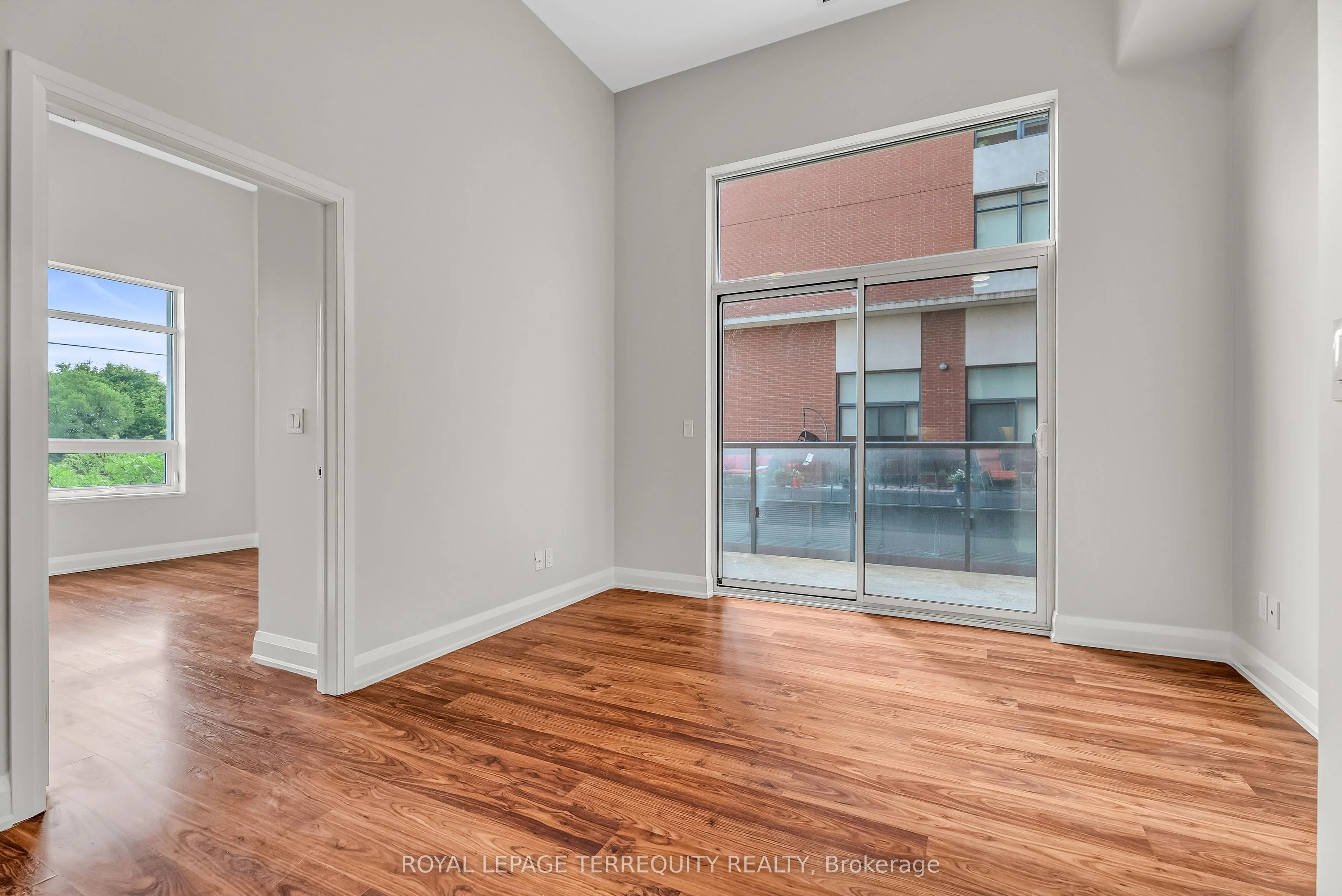 25 Fontenay Court, #212