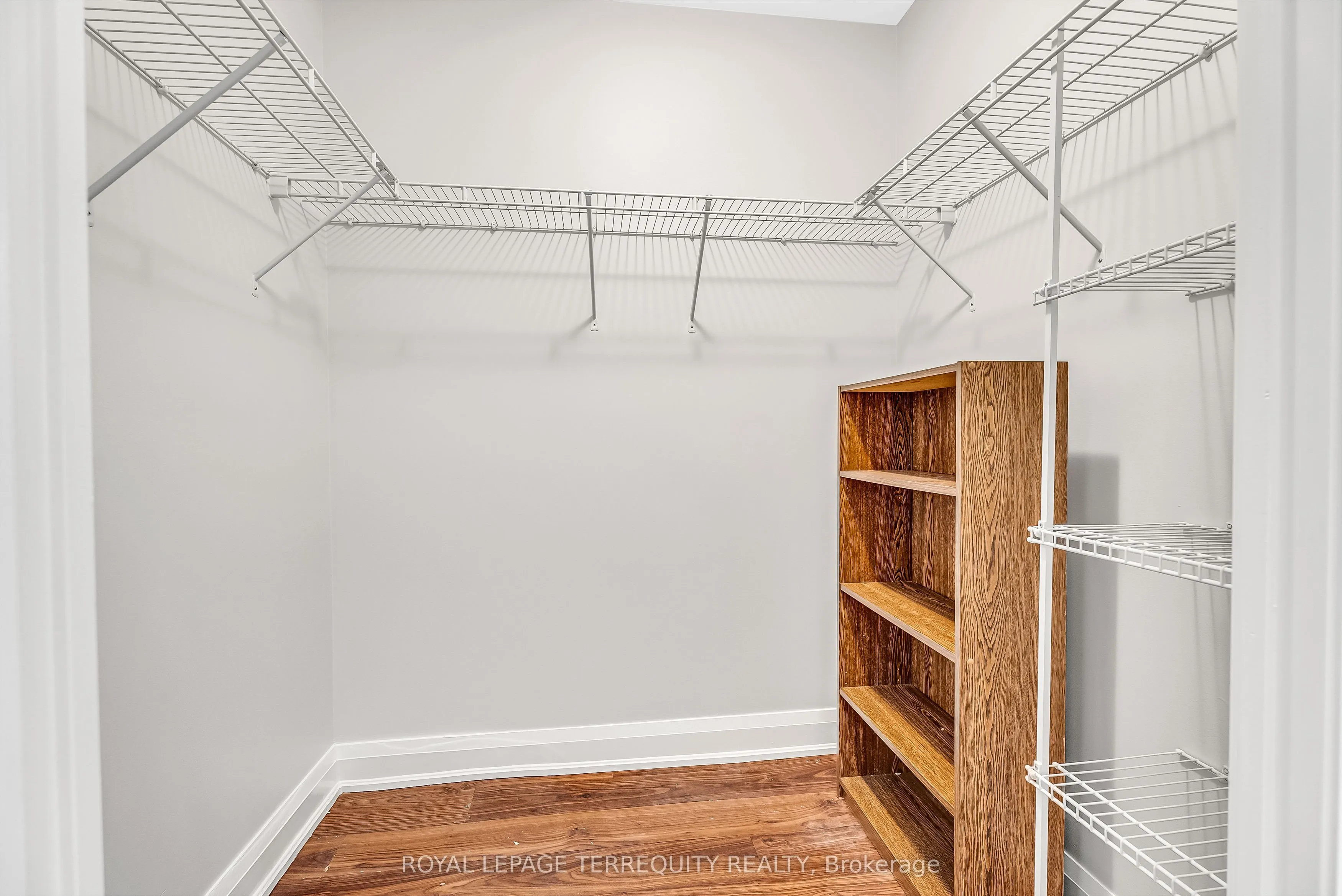 25 Fontenay Court, #212