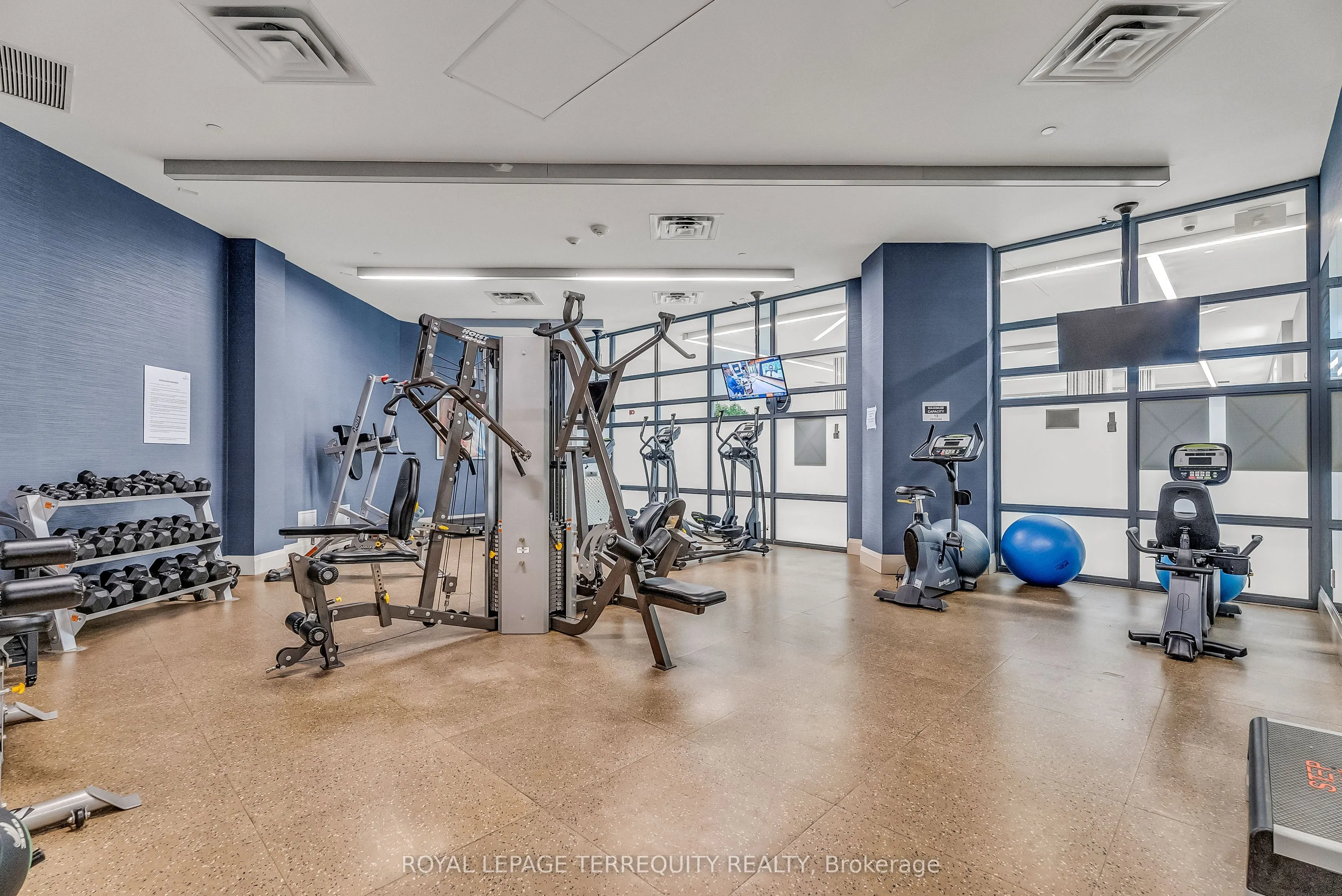 25 Fontenay Court, #212