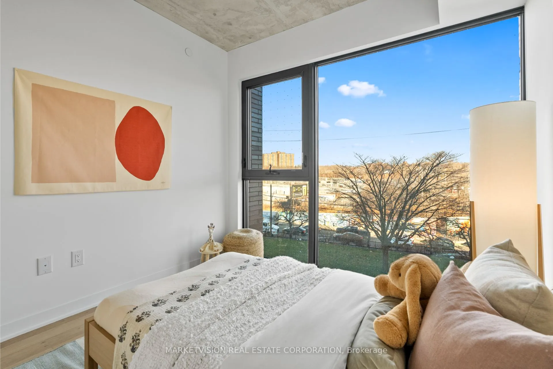 2625 Dundas Street W, #405