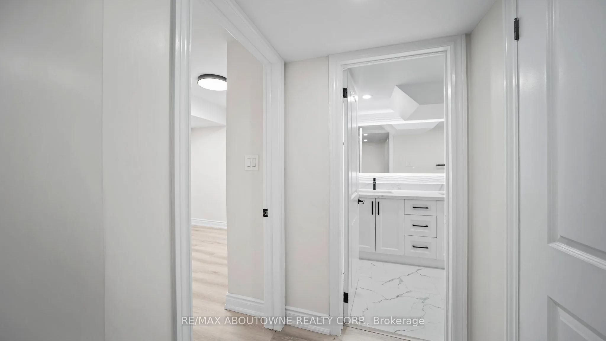 341 Ironside Drive, #Lower